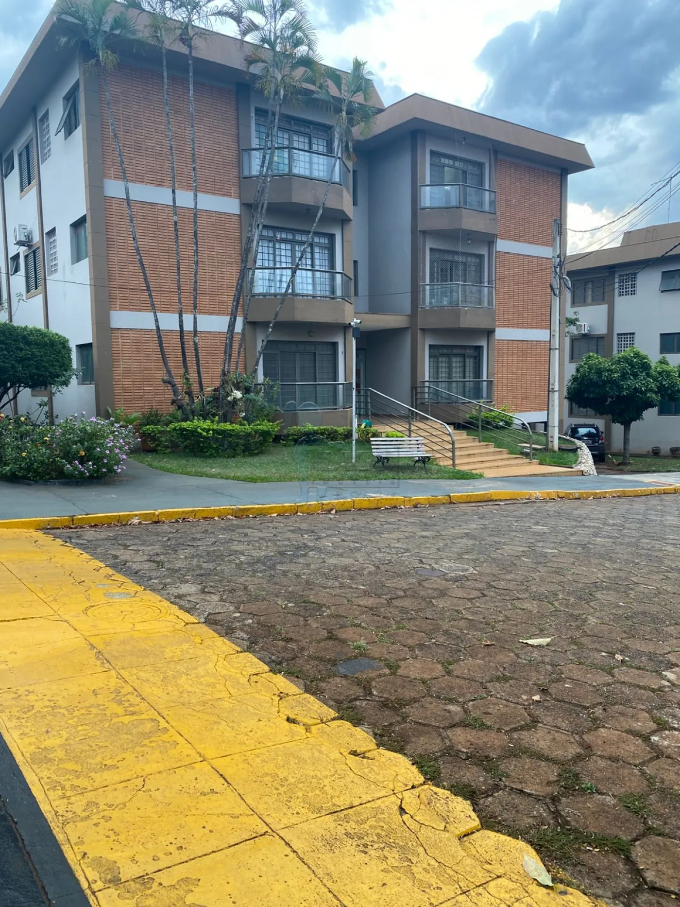 Comprar Apartamento / Padr&atilde;o em Ribeir&atilde;o Preto R$ 350.000,00 - Foto 38