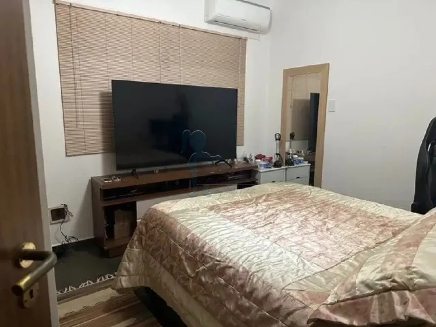 Comprar Apartamento / Padr&atilde;o em Ribeir&atilde;o Preto R$ 350.000,00 - Foto 4