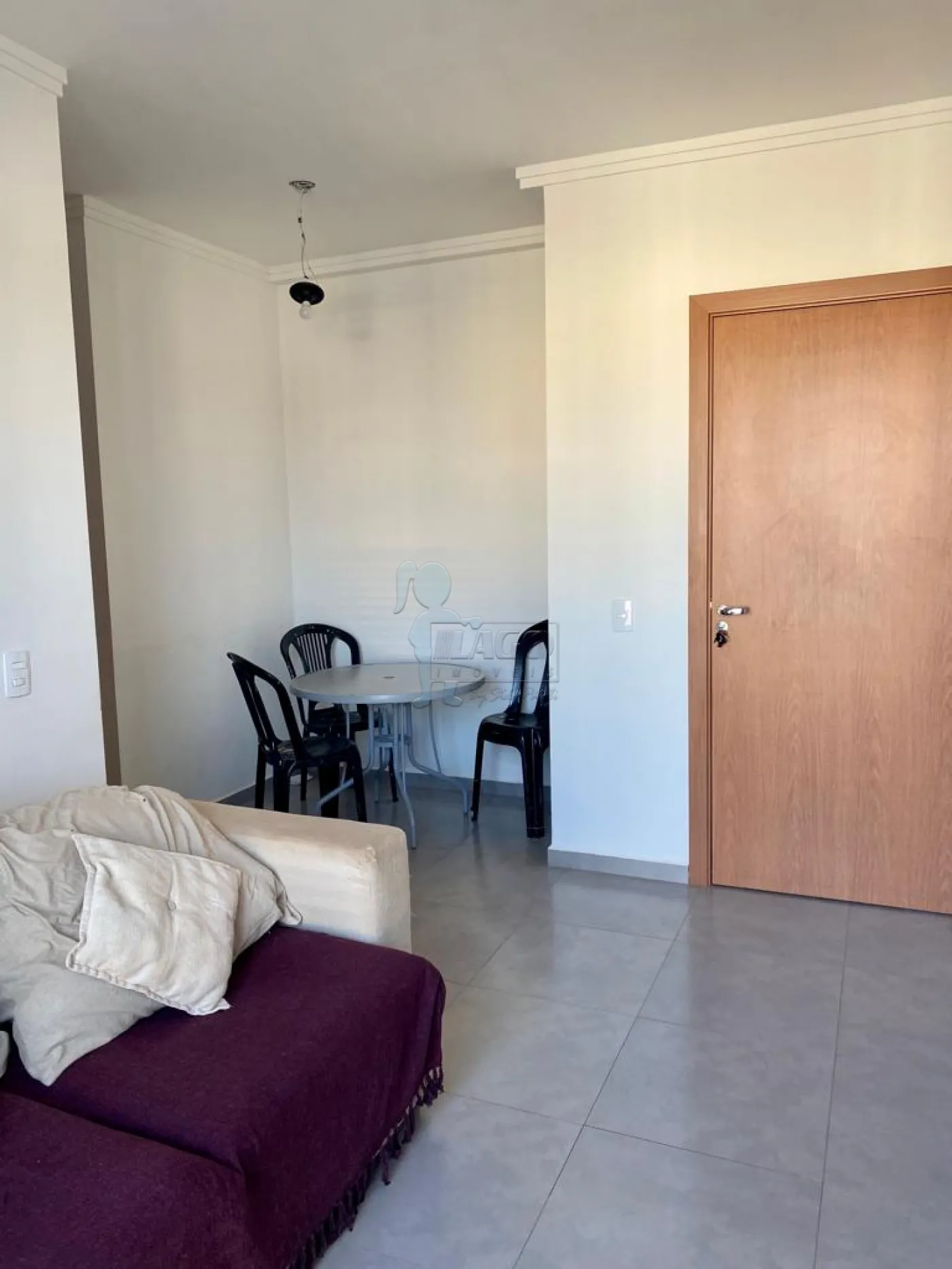 Comprar Apartamento / Padr&atilde;o em Ribeir&atilde;o Preto R$ 275.000,00 - Foto 2
