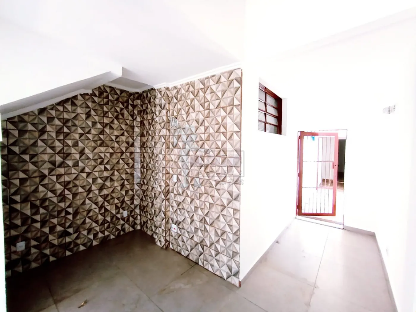 Alugar Comercial padr&atilde;o / Loja em Ribeir&atilde;o Preto R$ 2.500,00 - Foto 4