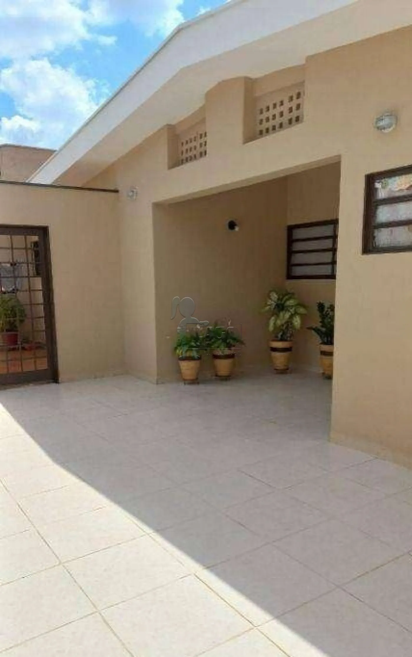 Comprar Casa / Padr&atilde;o em Ribeir&atilde;o Preto R$ 561.800,00 - Foto 2