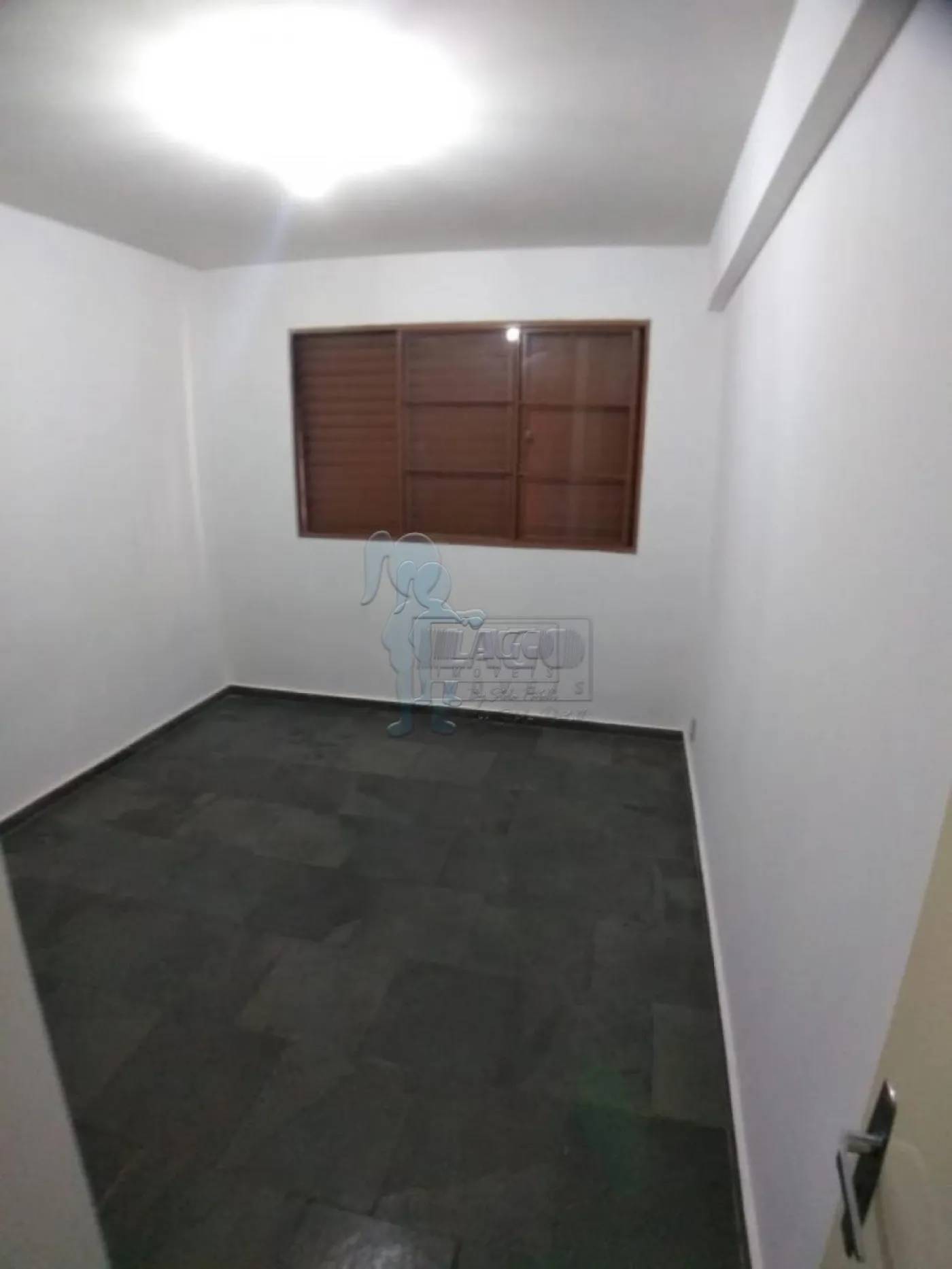 Alugar Apartamento / Kitnet em Ribeir&atilde;o Preto R$ 850,00 - Foto 3