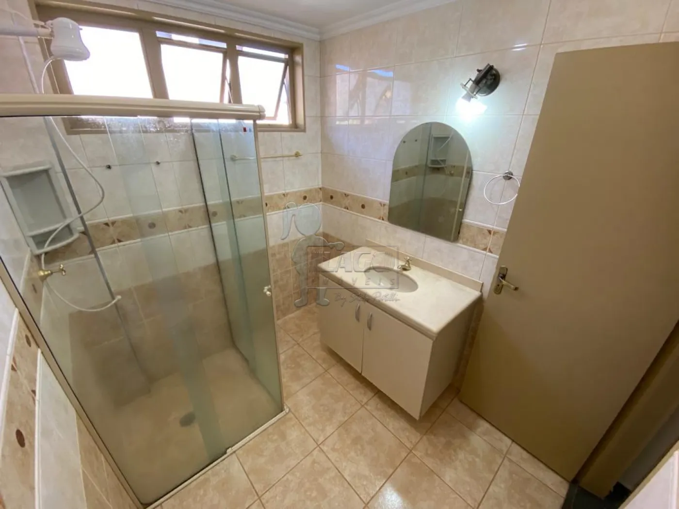 Alugar Apartamento / Padr&atilde;o em Ribeir&atilde;o Preto R$ 1.250,00 - Foto 17