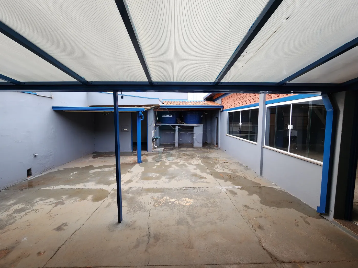 Alugar Casa / Padr&atilde;o em Ribeir&atilde;o Preto R$ 6.000,00 - Foto 5