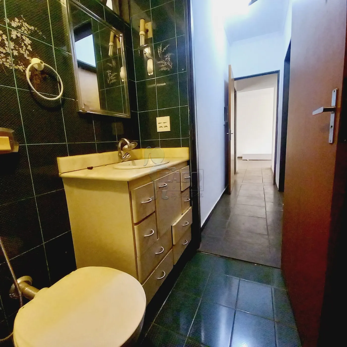 Alugar Apartamento / Padr&atilde;o em Ribeir&atilde;o Preto R$ 950,00 - Foto 6