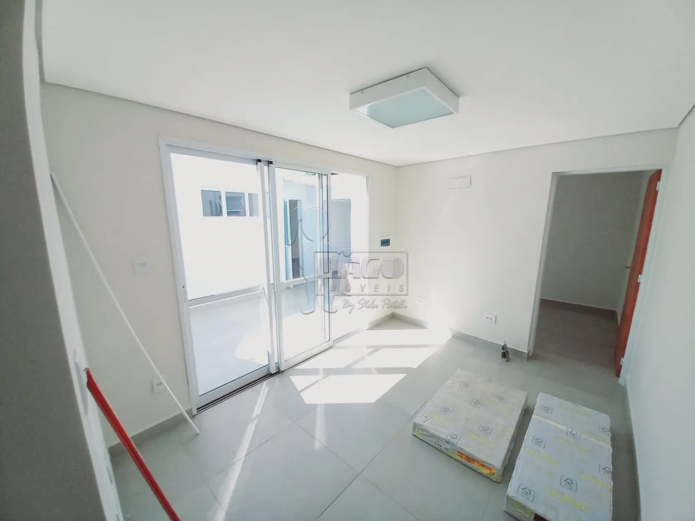 Alugar Casa / Padr&atilde;o em Ribeir&atilde;o Preto R$ 1.100,00 - Foto 2