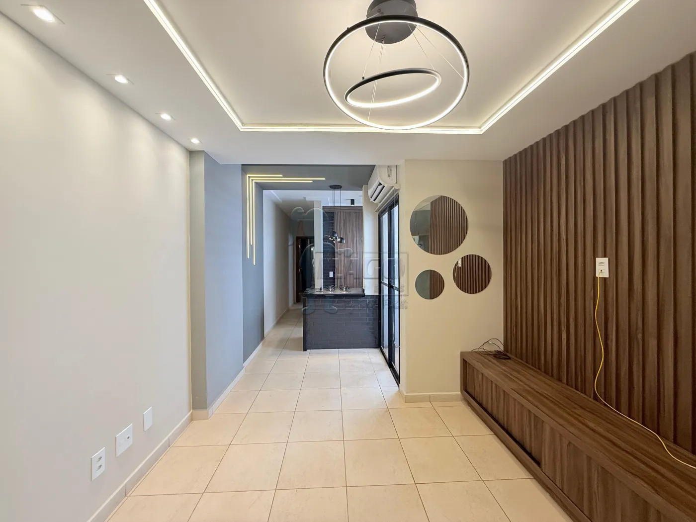 Alugar Apartamento / Padr&atilde;o em Ribeir&atilde;o Preto R$ 2.000,00 - Foto 3