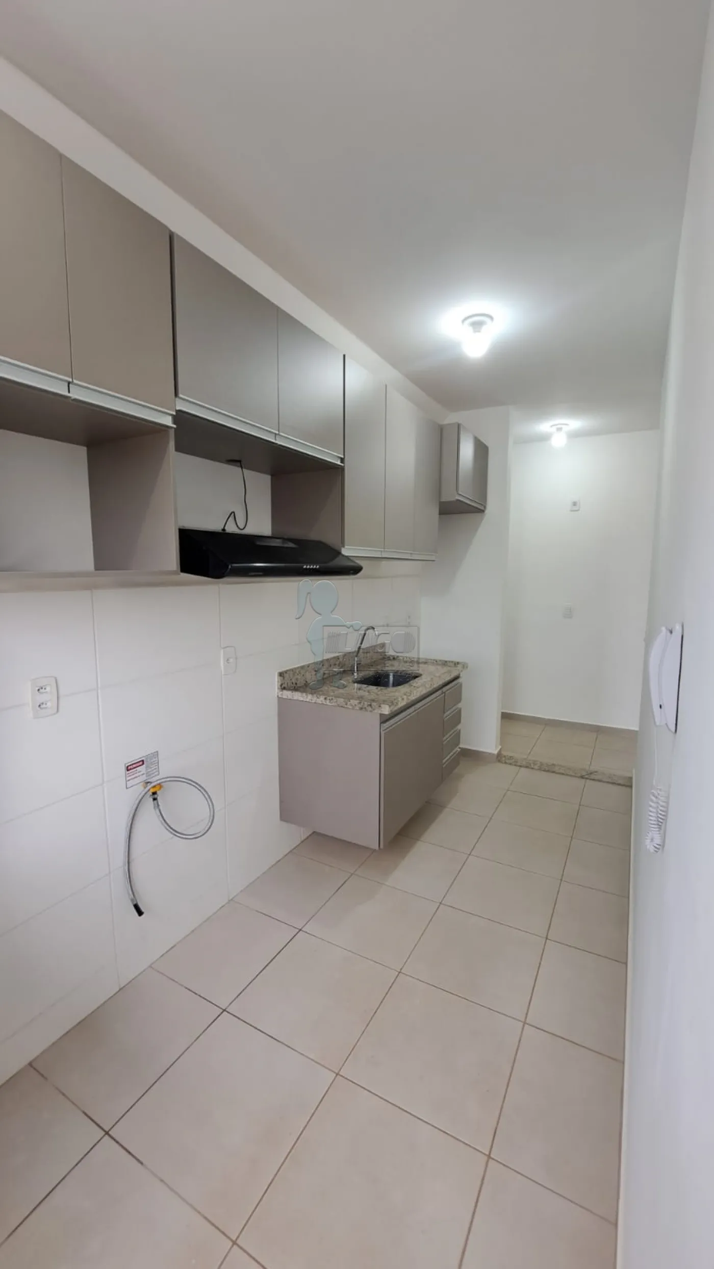 Comprar Apartamento / Padr&atilde;o em Ribeir&atilde;o Preto R$ 270.000,00 - Foto 3