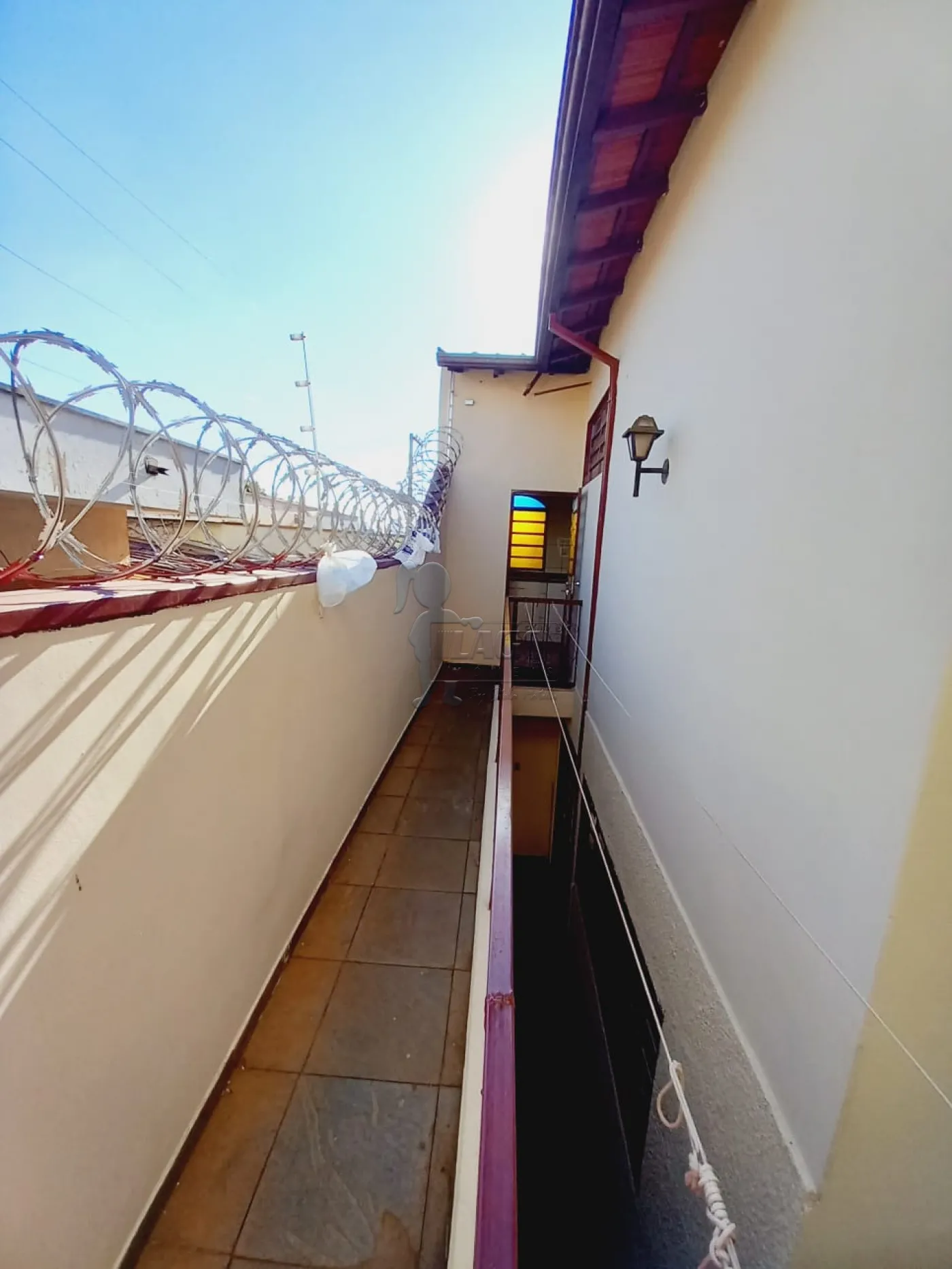 Alugar Casa / Padr&atilde;o em Ribeir&atilde;o Preto R$ 2.000,00 - Foto 15