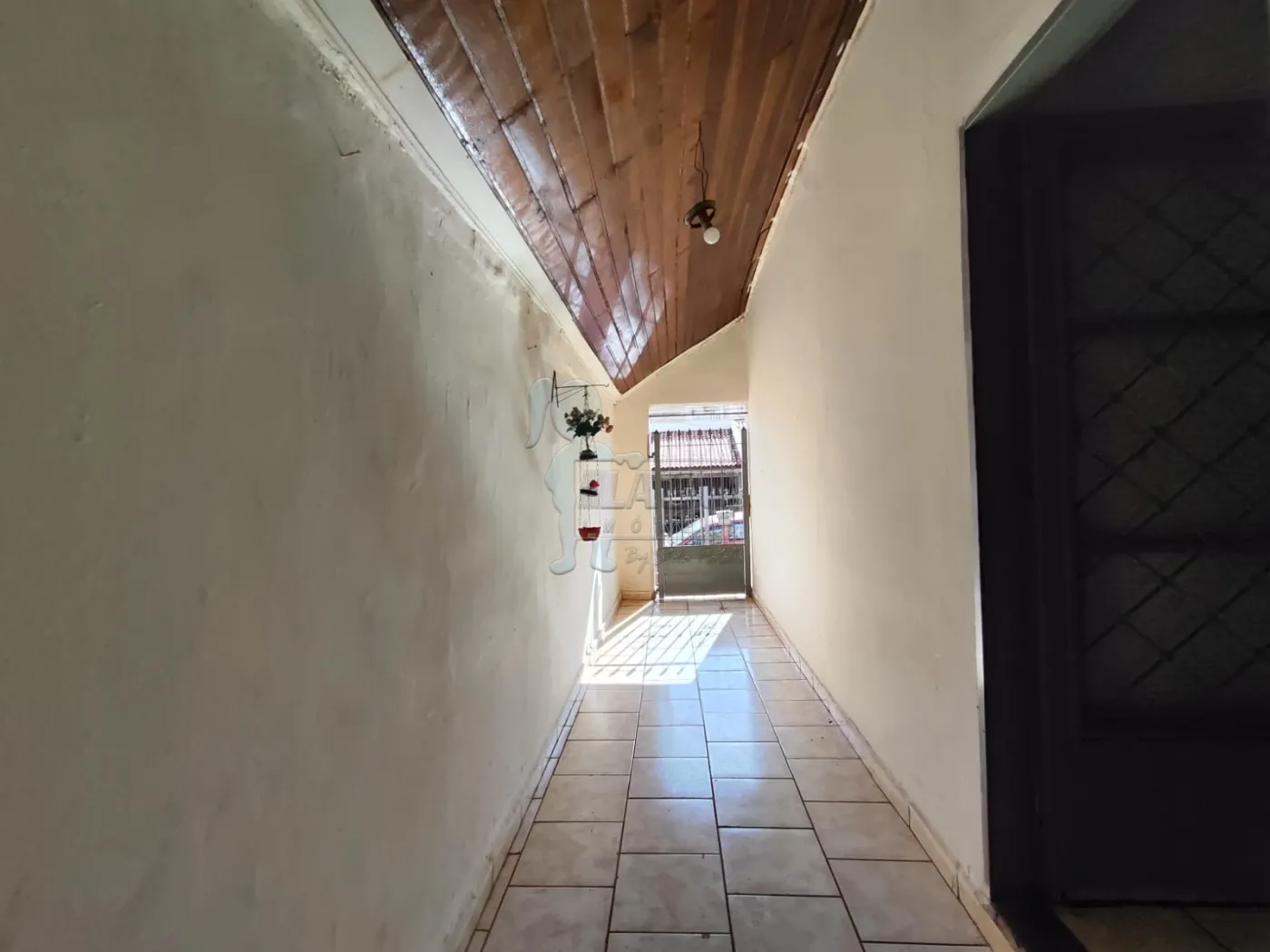 Comprar Casa / Padr&atilde;o em Ribeir&atilde;o Preto R$ 235.000,00 - Foto 9