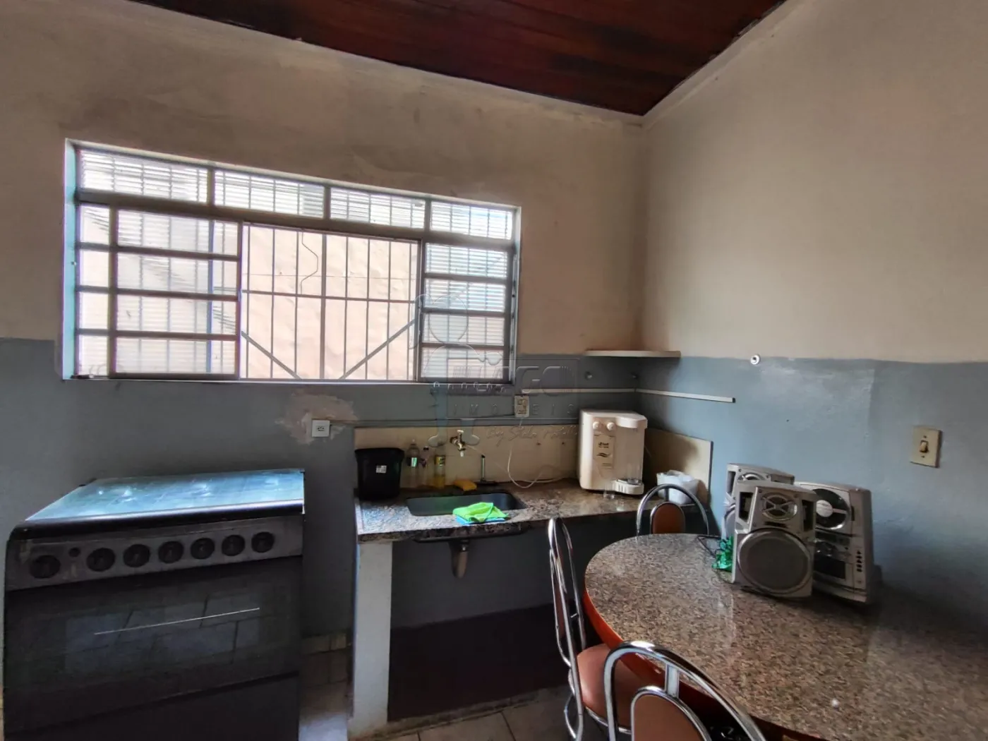 Comprar Casa / Padr&atilde;o em Ribeir&atilde;o Preto R$ 235.000,00 - Foto 3