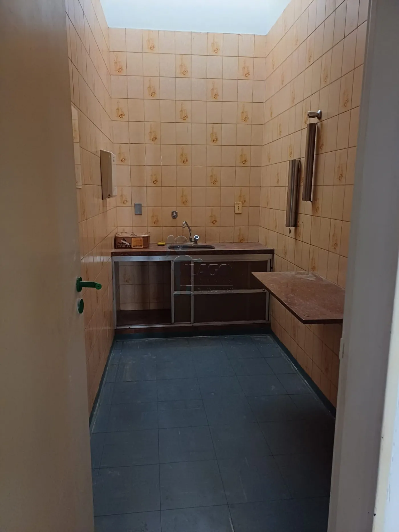 Alugar Comercial padr&atilde;o / Galp&atilde;o - Armaz&eacute;m em Ribeir&atilde;o Preto R$ 2.200,00 - Foto 30