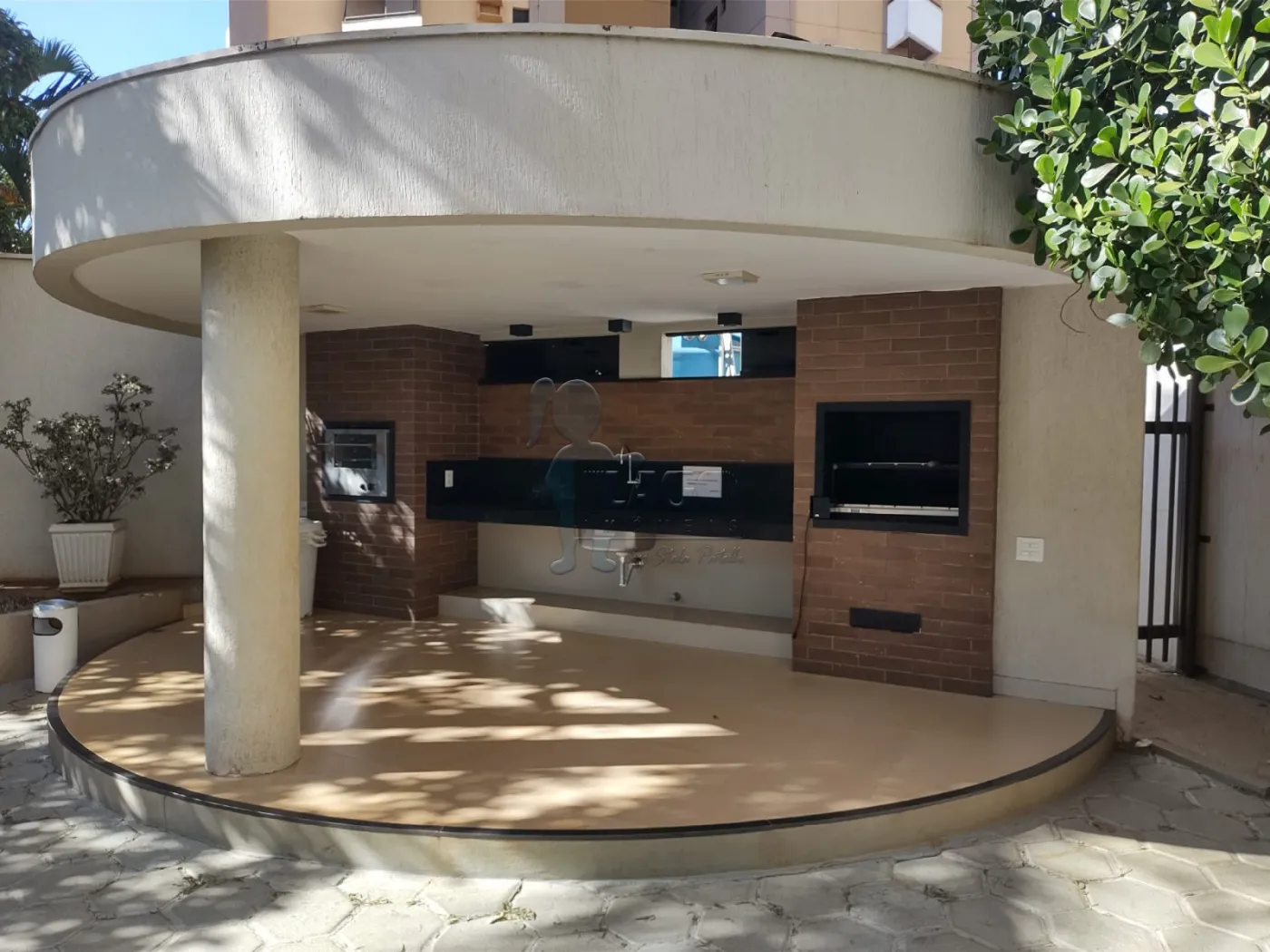 Alugar Apartamento / Padr&atilde;o em Ribeir&atilde;o Preto R$ 1.600,00 - Foto 24