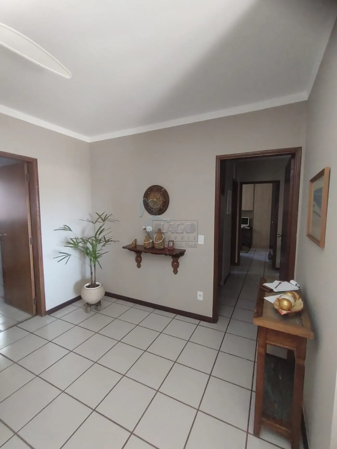 Alugar Apartamento / Padr&atilde;o em Ribeir&atilde;o Preto R$ 1.600,00 - Foto 4