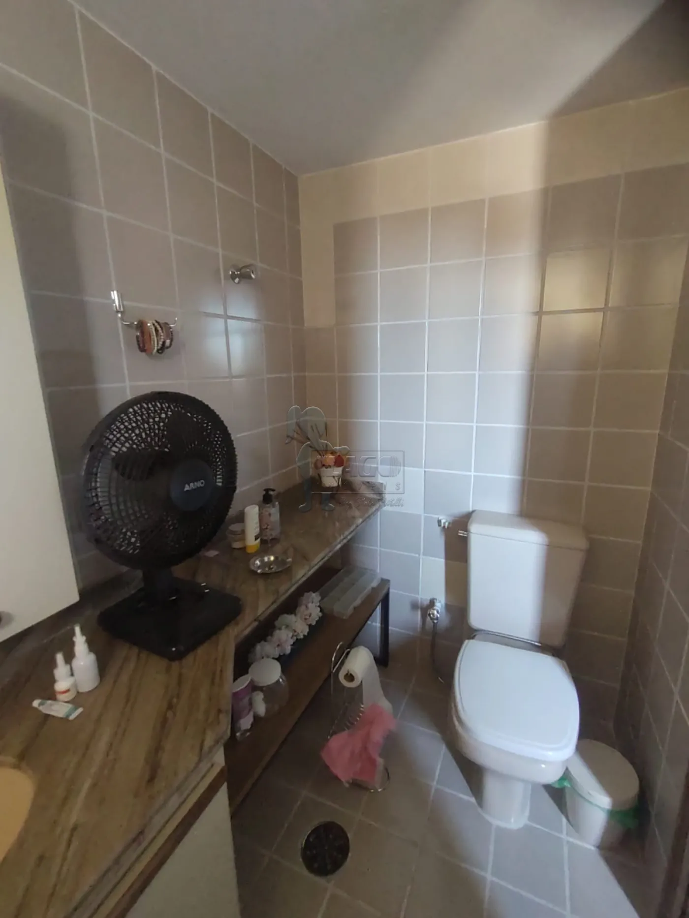 Alugar Apartamento / Padr&atilde;o em Ribeir&atilde;o Preto R$ 1.600,00 - Foto 5