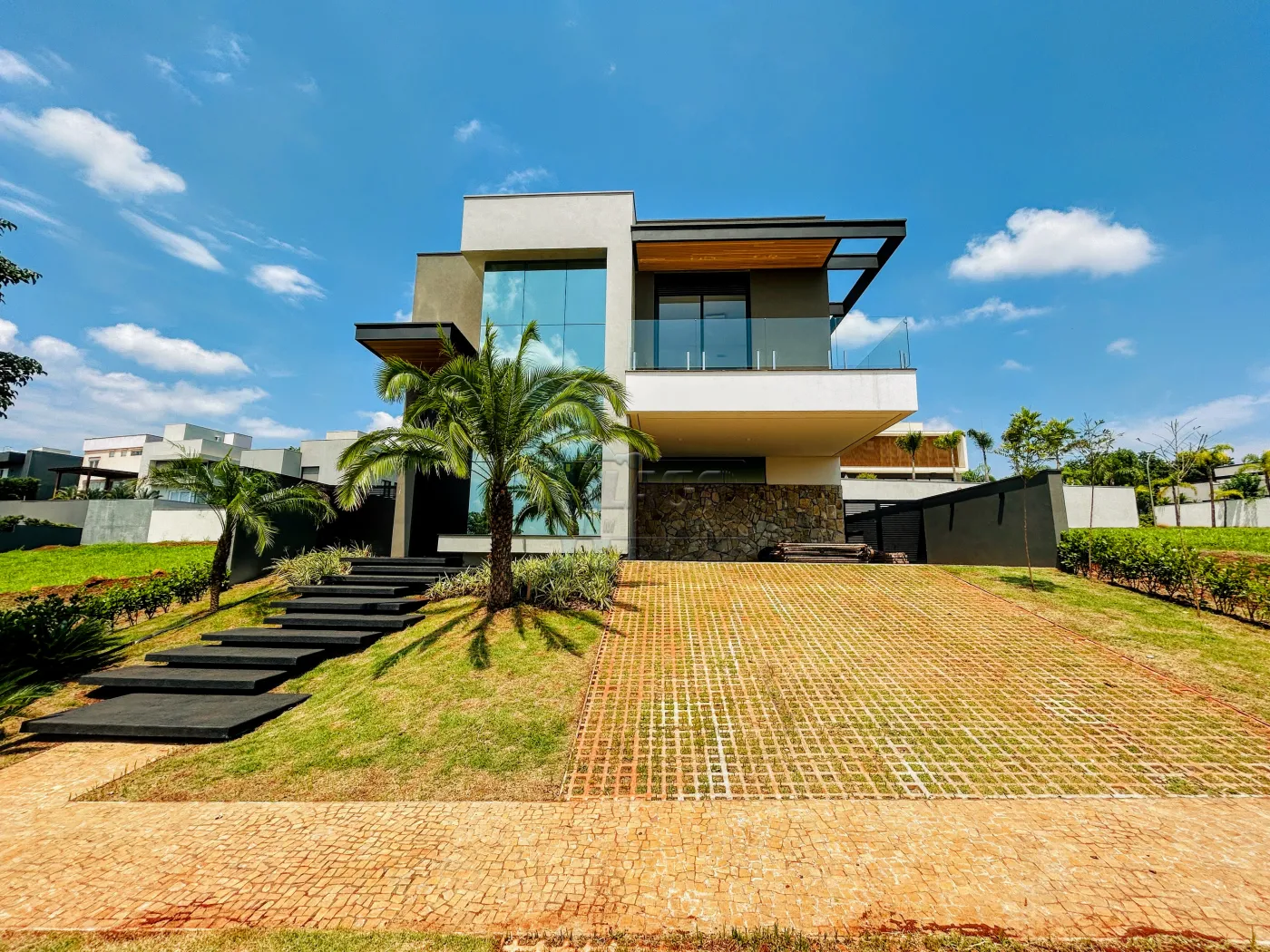 Bonfim Paulista casa condomínio Venda R$3.200.000,00 Condominio R$1.100,00 5 Dormitorios 5 Suites Area do terreno 501.40m2 Area construida 351.00m2 - foto 1