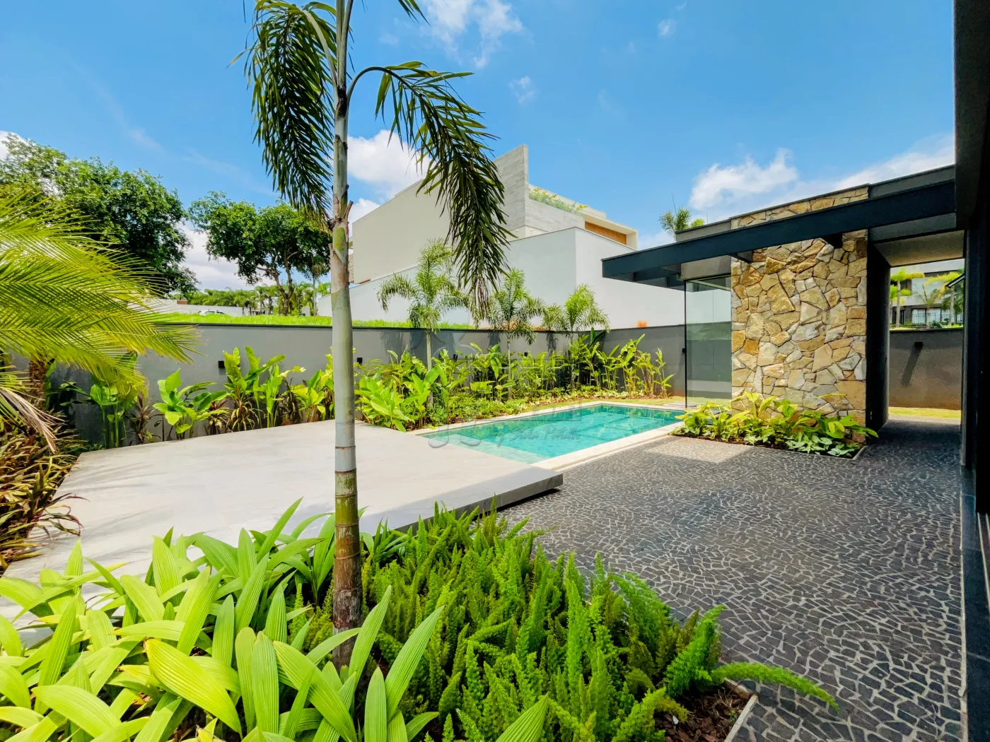 Bonfim Paulista casa condomínio Venda R$3.200.000,00 Condominio R$1.100,00 5 Dormitorios 5 Suites Area do terreno 501.40m2 Area construida 351.00m2 - foto 4