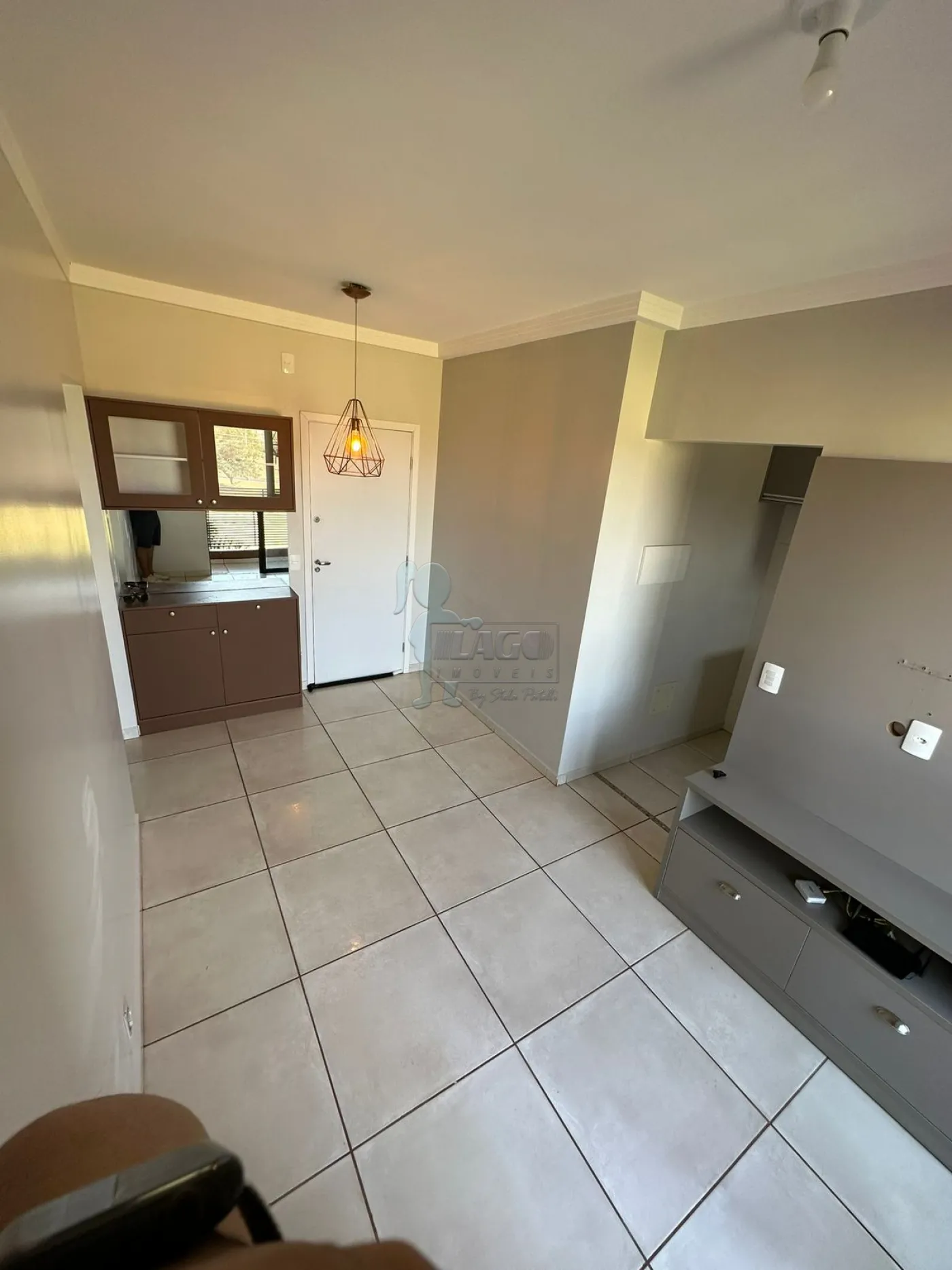 Alugar Apartamento / Padr&atilde;o em Bonfim Paulista R$ 1.400,00 - Foto 2