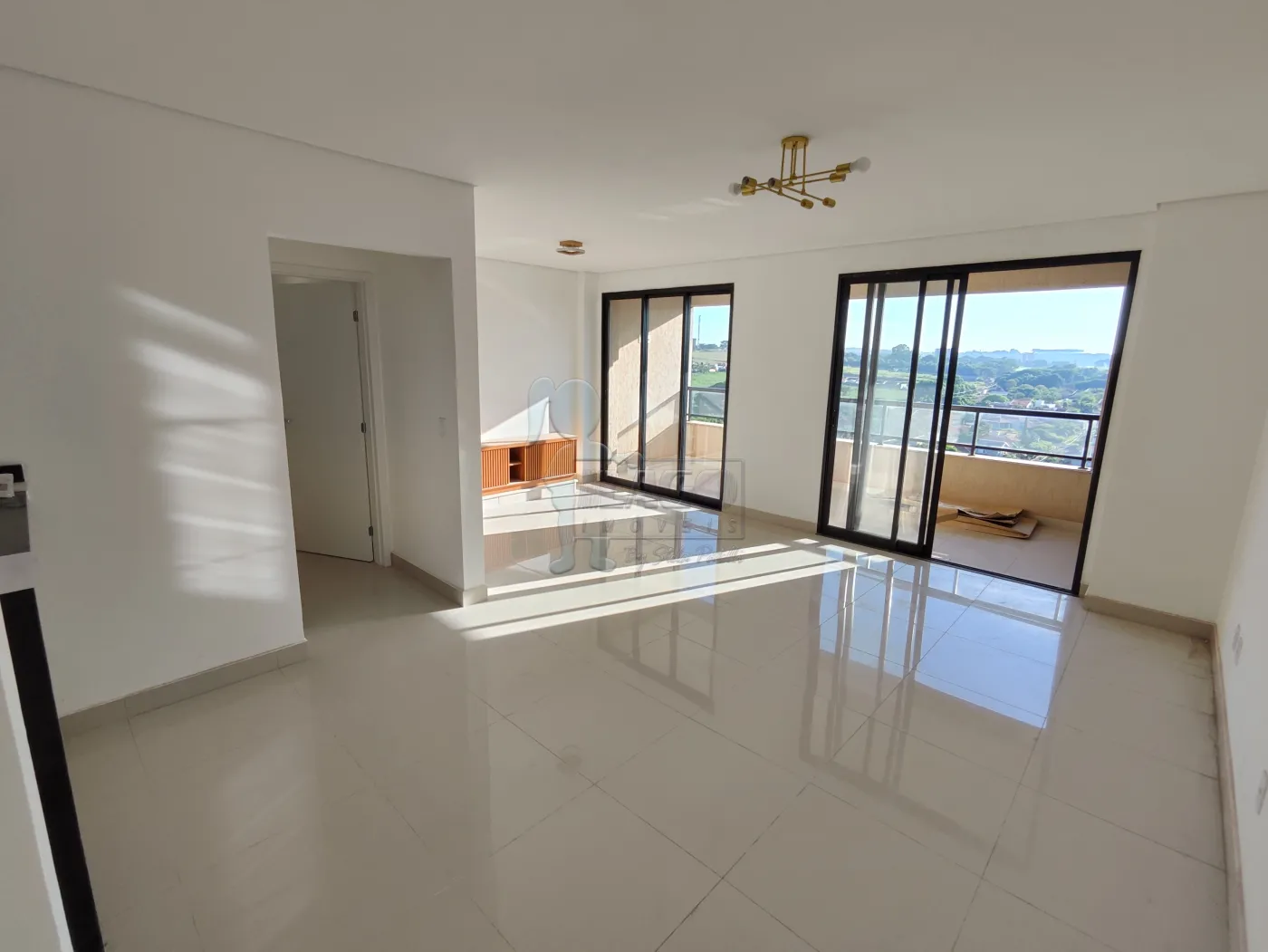 Alugar Apartamento / Padr&atilde;o em Ribeir&atilde;o Preto R$ 2.700,00 - Foto 1