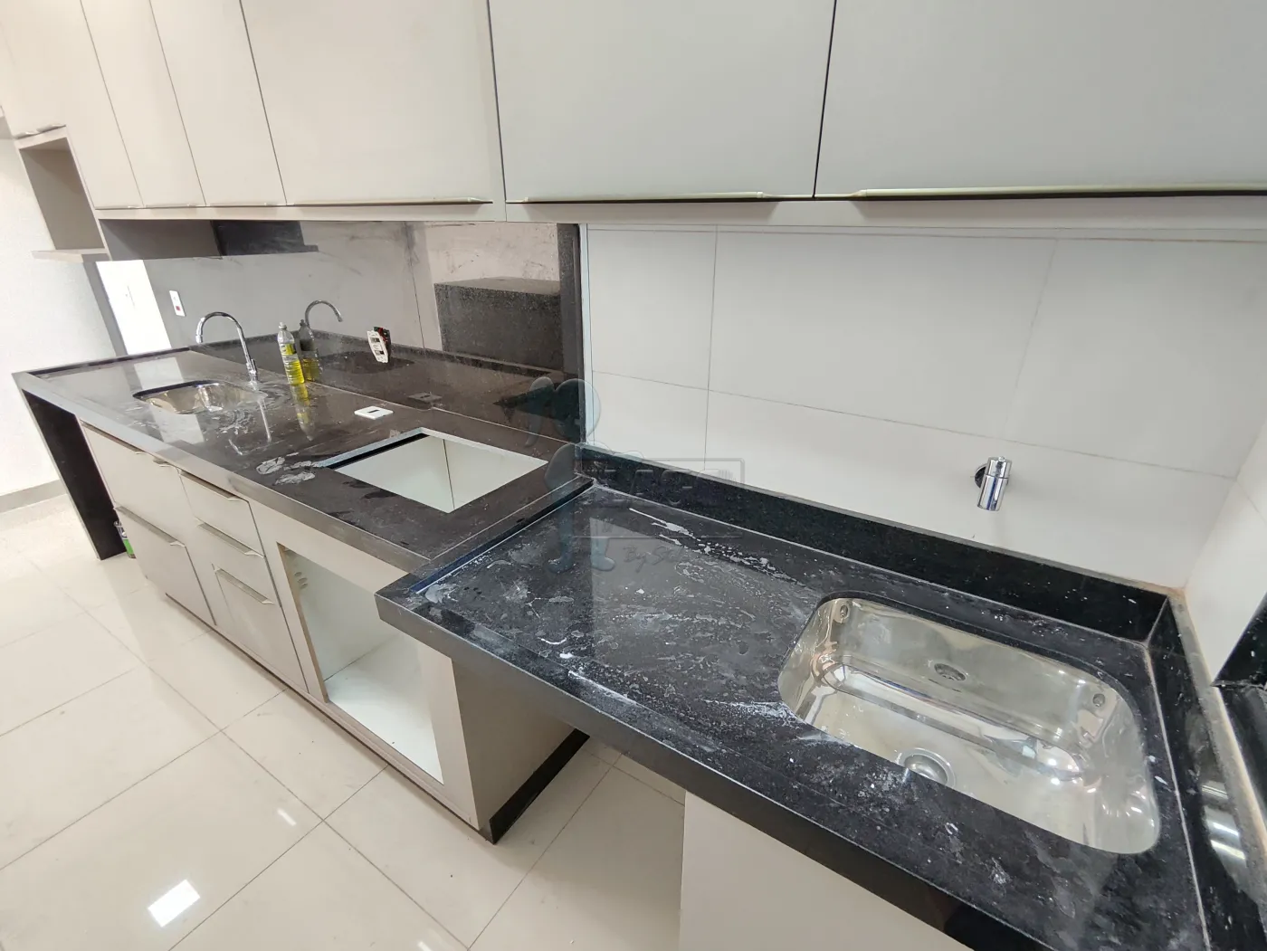Alugar Apartamento / Padr&atilde;o em Ribeir&atilde;o Preto R$ 2.700,00 - Foto 12