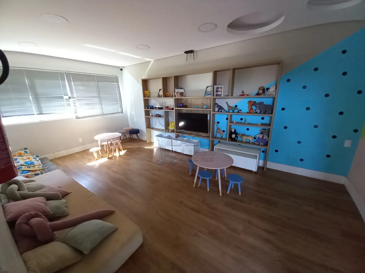 Alugar Apartamento / Padr&atilde;o em Ribeir&atilde;o Preto R$ 1.000,00 - Foto 13