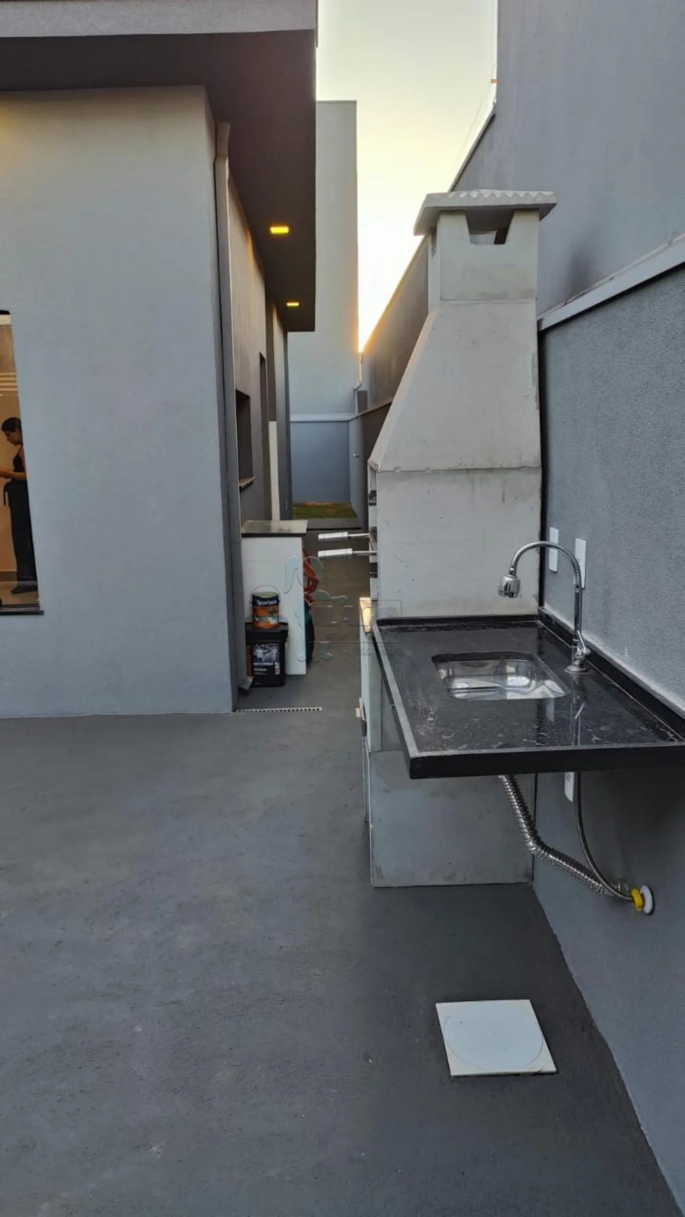 Comprar Casa / Padr&atilde;o em Ribeir&atilde;o Preto R$ 430.000,00 - Foto 2