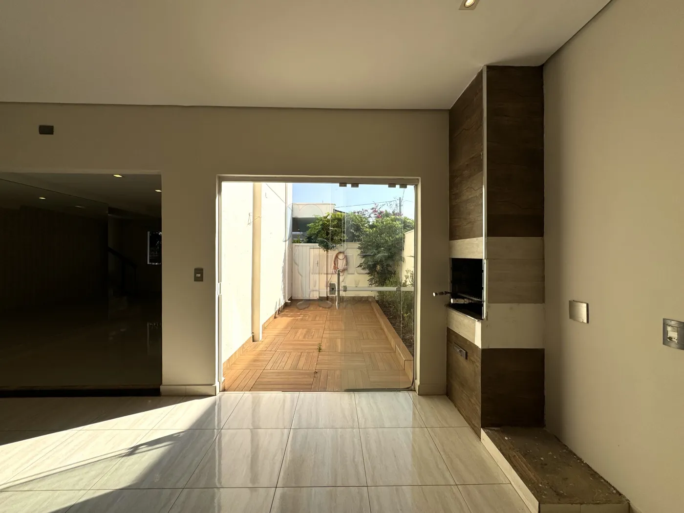 Alugar Casa condom&iacute;nio / Sobrado em Ribeir&atilde;o Preto R$ 4.250,00 - Foto 15