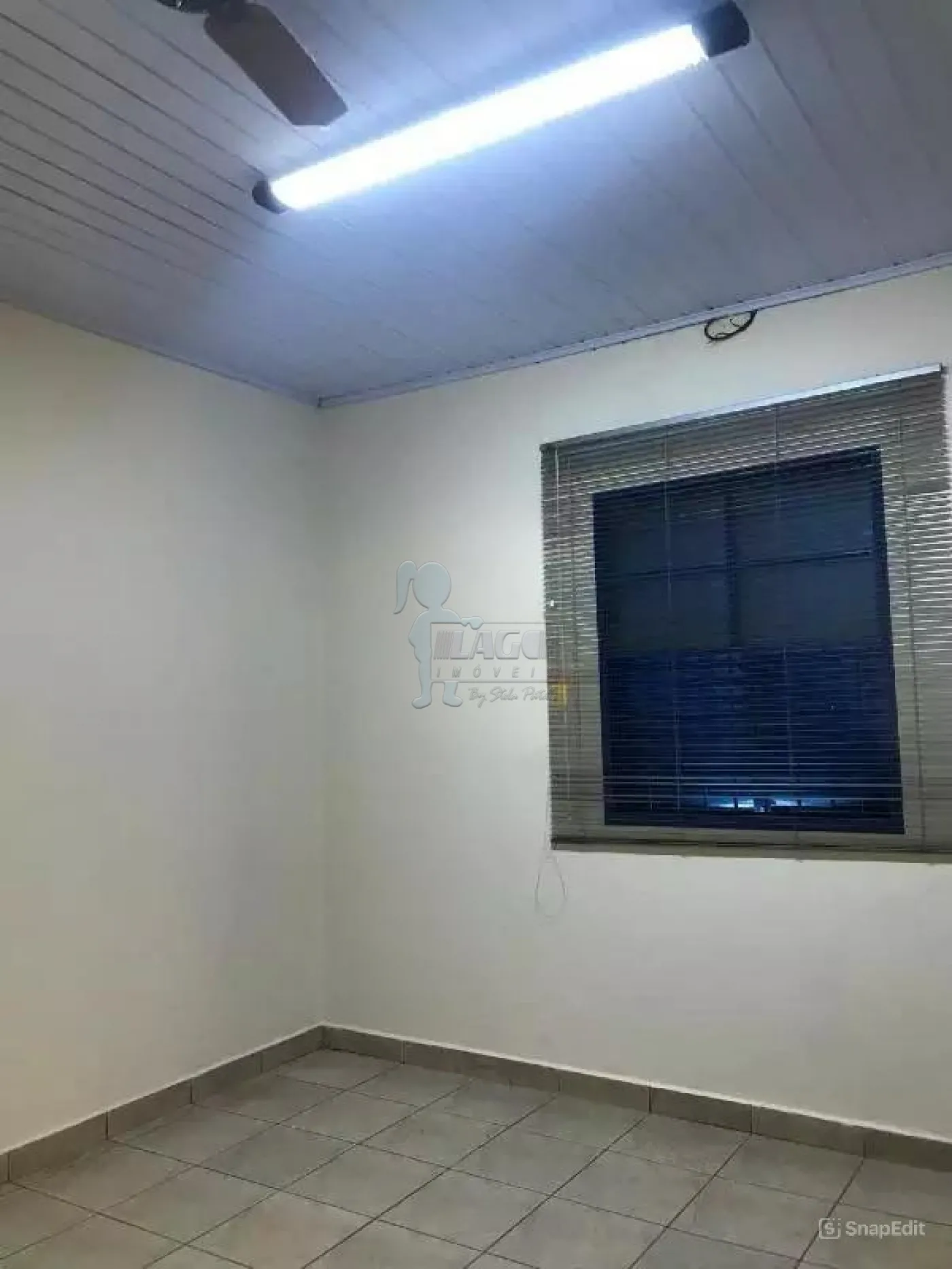 Alugar Casa / Padr&atilde;o em Ribeir&atilde;o Preto R$ 2.400,00 - Foto 1