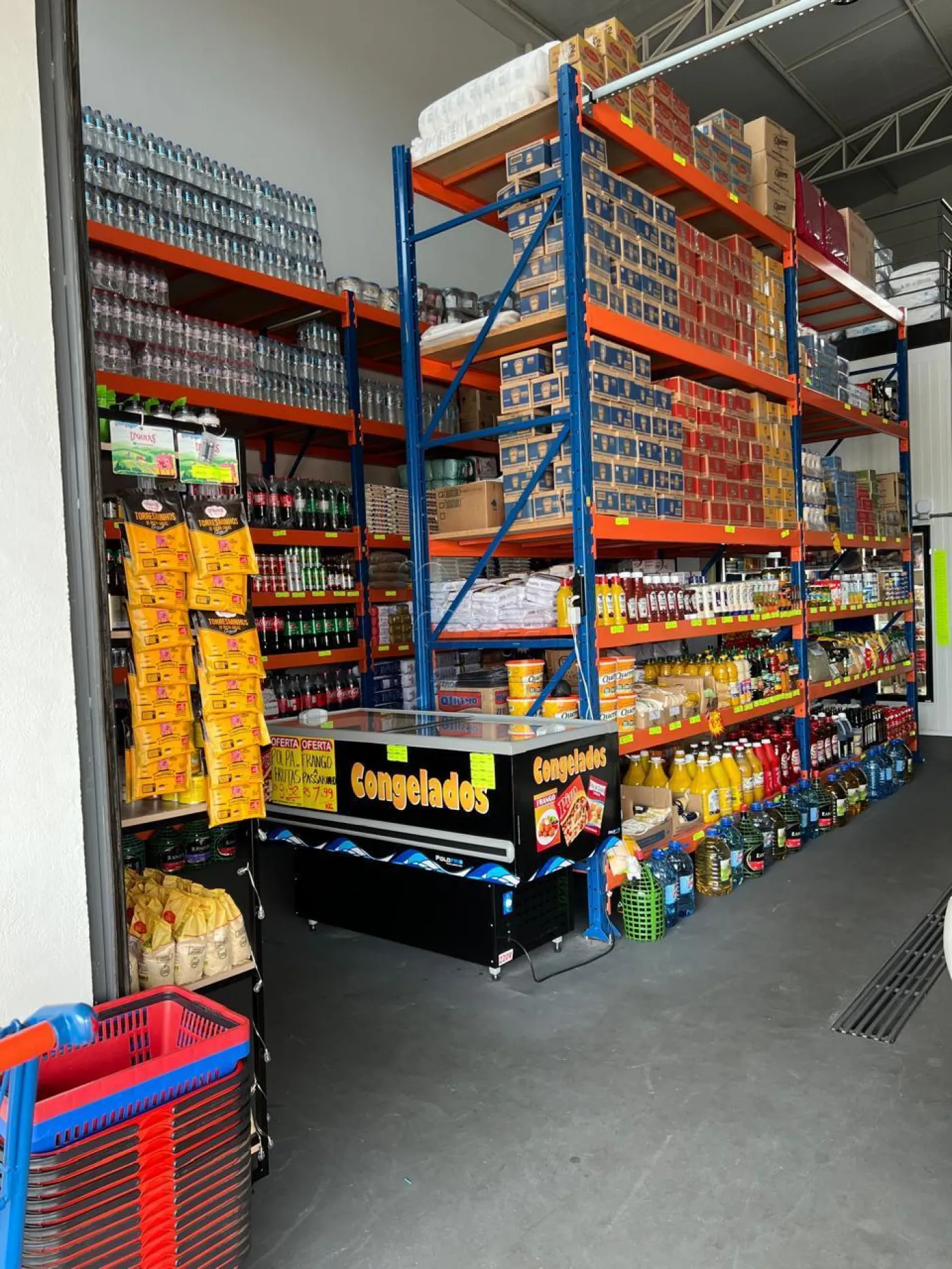 Alugar Comercial padr&atilde;o / Galp&atilde;o - Armaz&eacute;m em Santa Rita do Passa Quatro R$ 5.000,00 - Foto 1