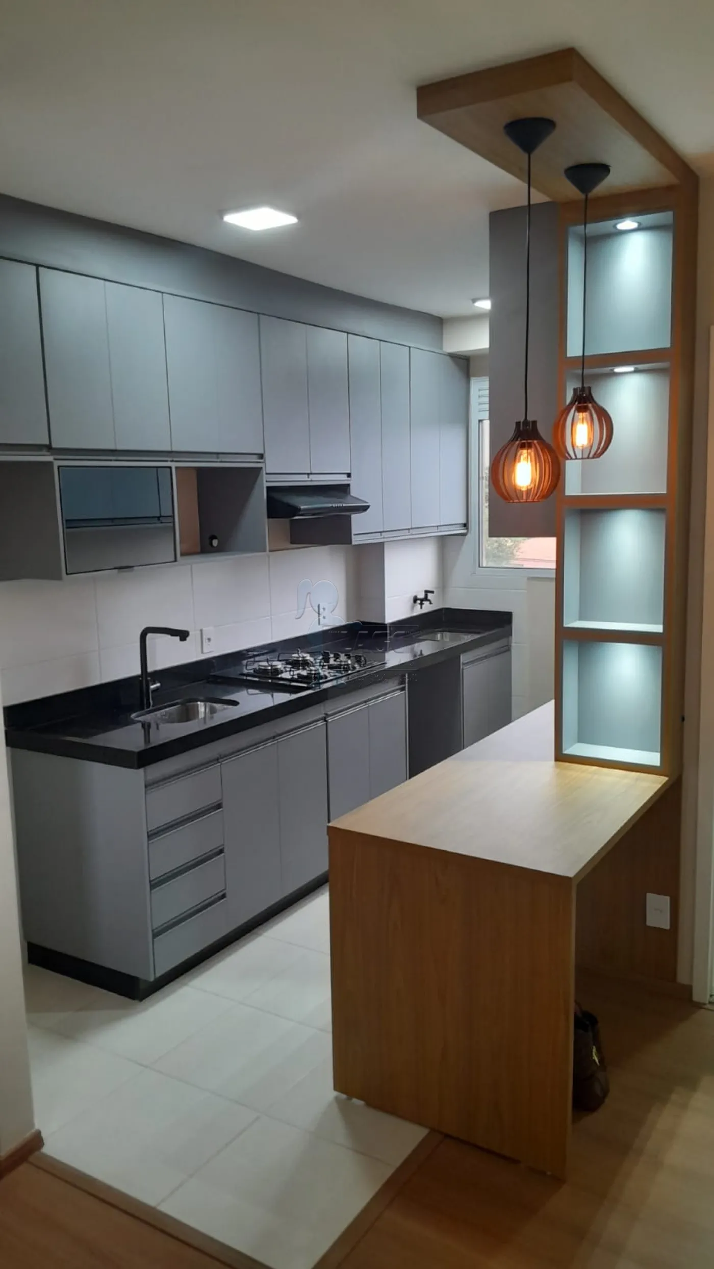 Alugar Apartamento / Padr&atilde;o em Bonfim Paulista R$ 1.420,00 - Foto 1
