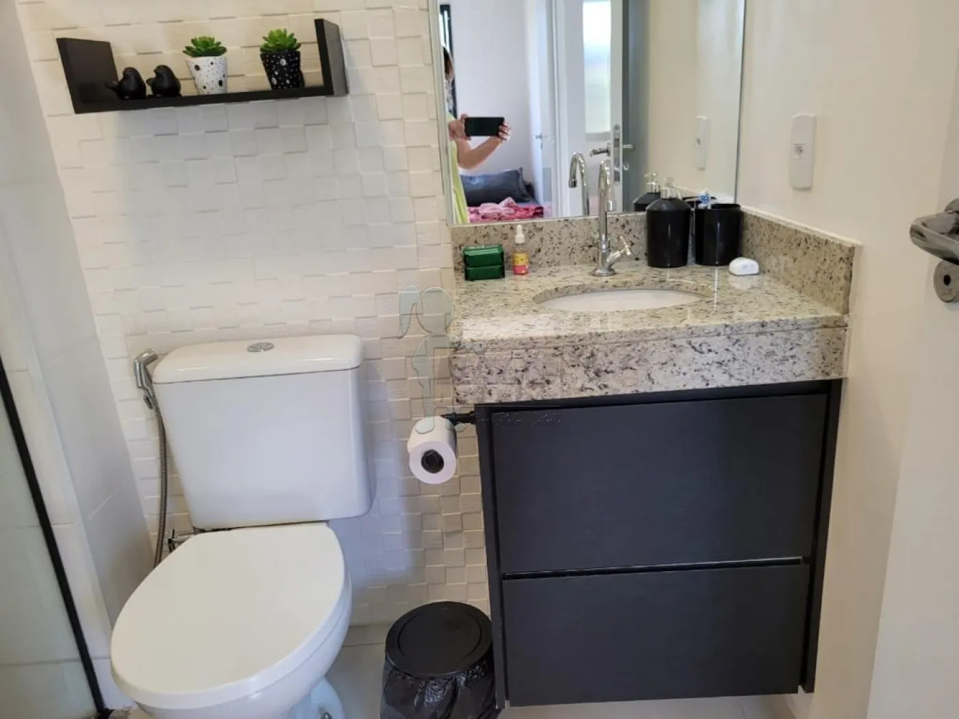 Comprar Apartamento / Padr&atilde;o em Ribeir&atilde;o Preto R$ 270.000,00 - Foto 7