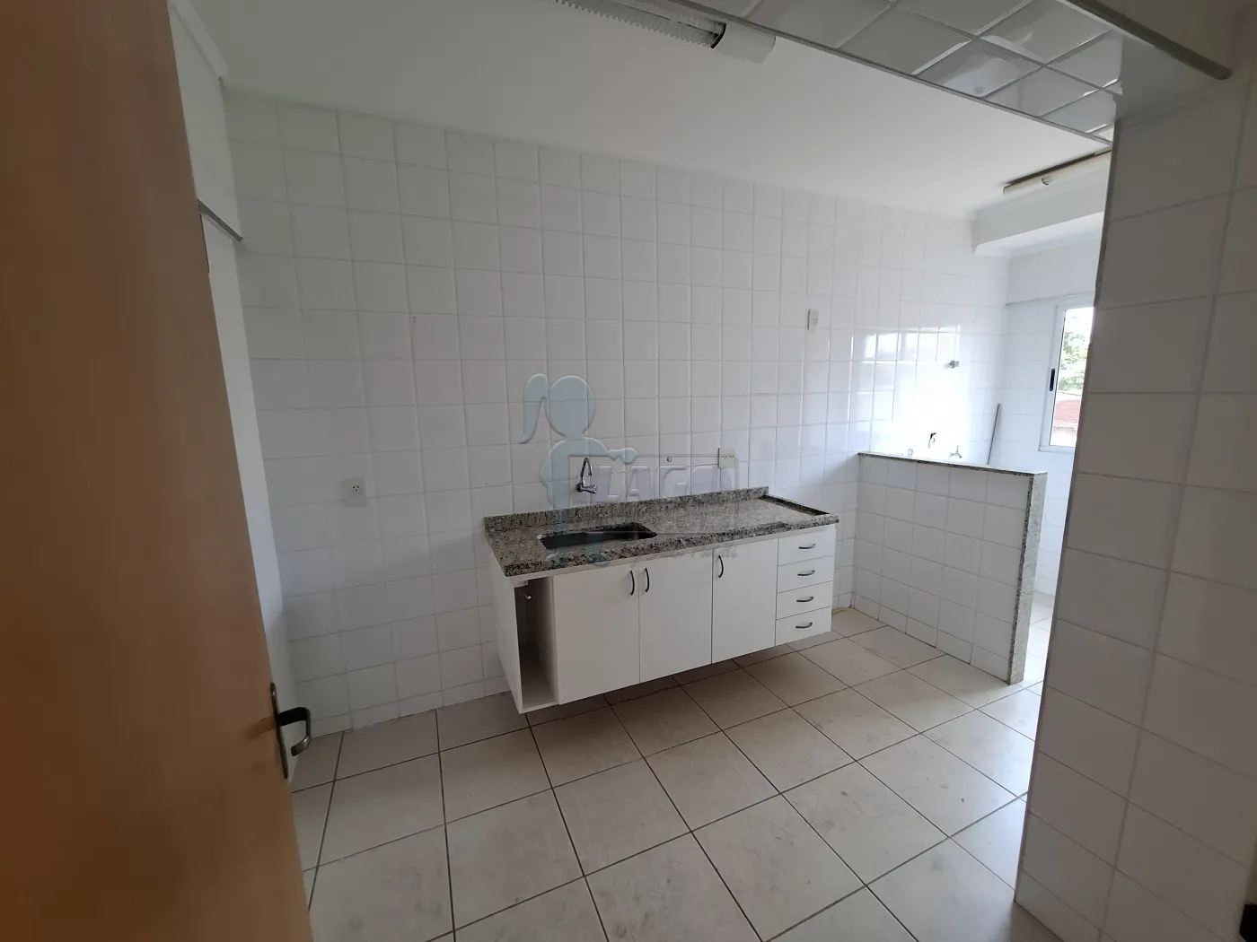 Alugar Apartamento / Padr&atilde;o em Ribeir&atilde;o Preto R$ 1.500,00 - Foto 4