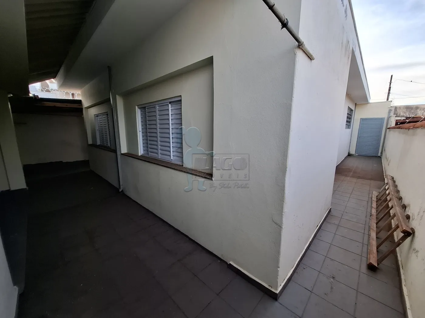 Comprar Casa / Padr&atilde;o em Ribeir&atilde;o Preto R$ 439.000,00 - Foto 14