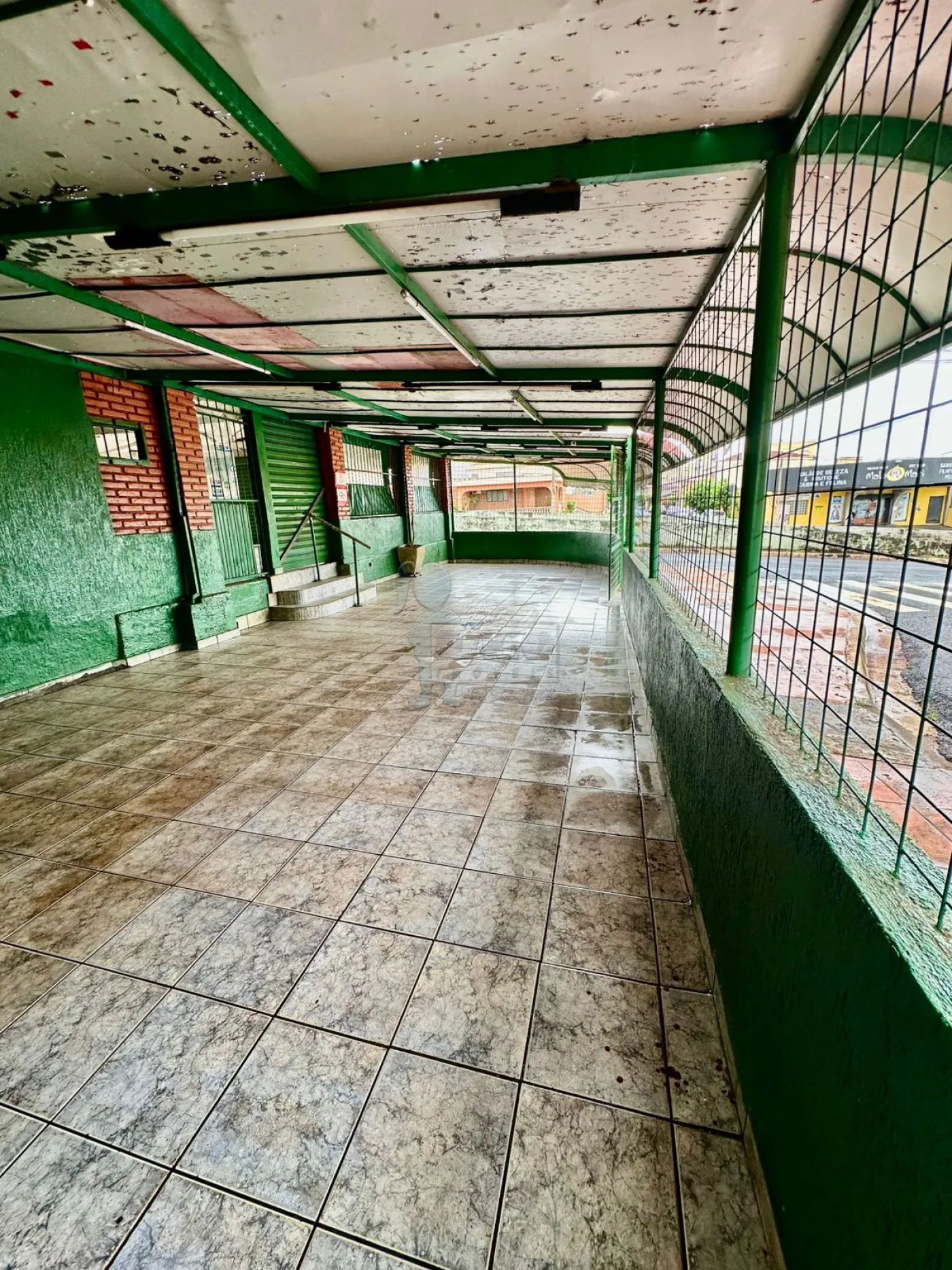 Alugar Comercial padr&atilde;o / Loja em Ribeir&atilde;o Preto R$ 2.000,00 - Foto 2