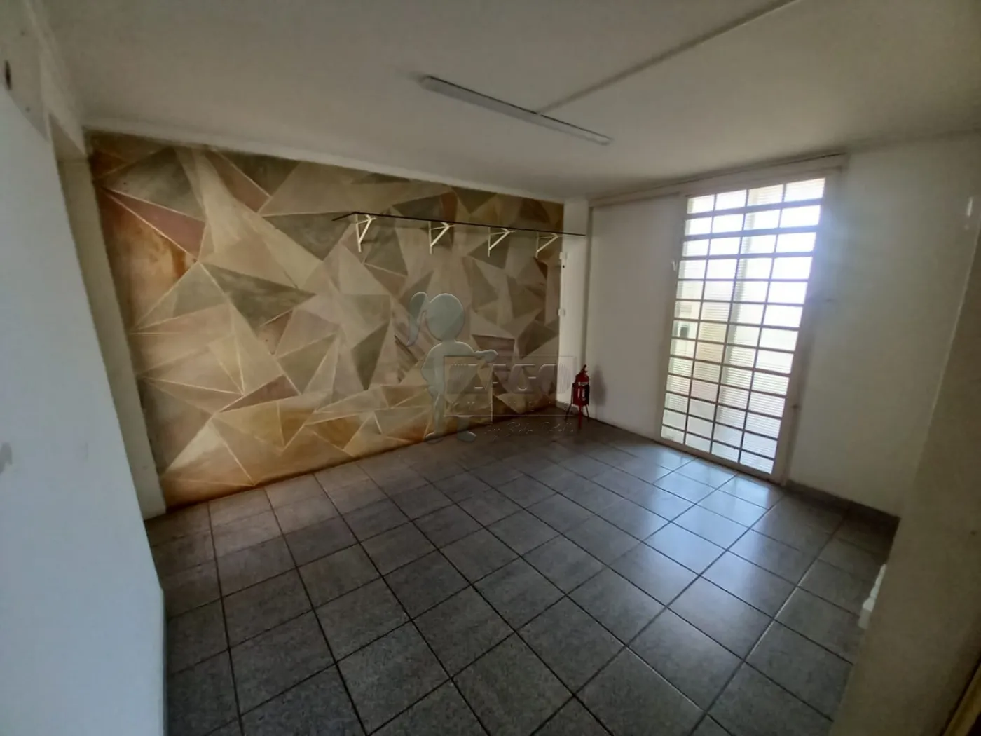 Alugar Comercial padr&atilde;o / Casa comercial em Ribeir&atilde;o Preto R$ 2.800,00 - Foto 1