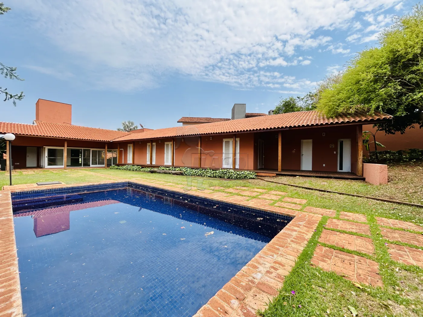 Alugar Casa condom&iacute;nio / Padr&atilde;o em Ribeir&atilde;o Preto R$ 15.990,00 - Foto 1