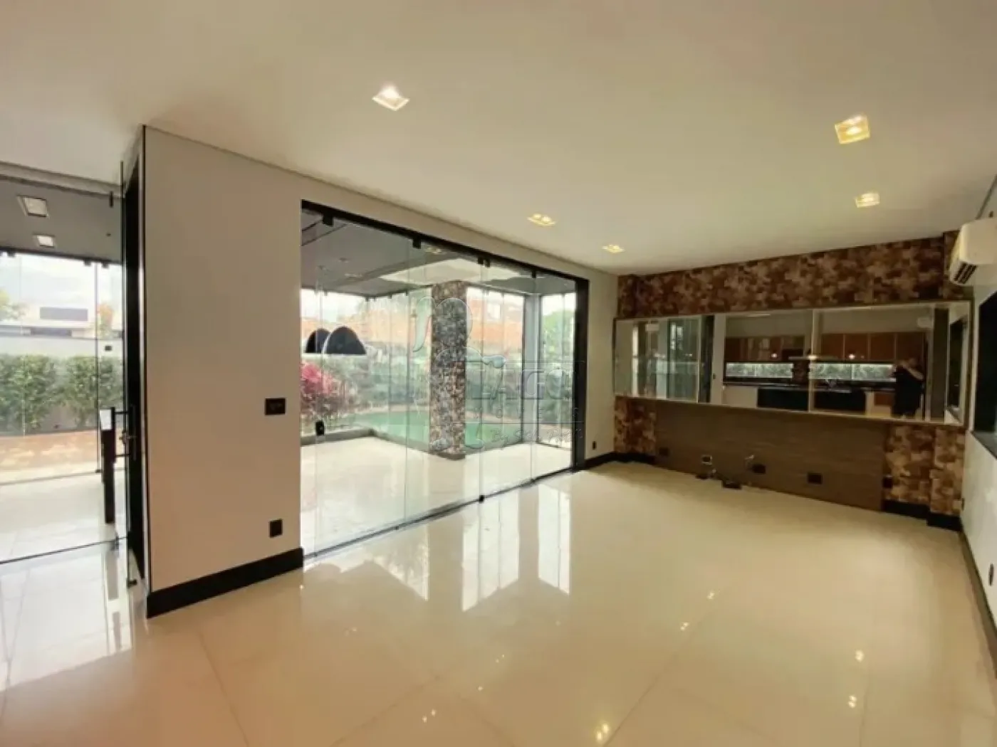 Alugar Casa condom&iacute;nio / Padr&atilde;o em Bonfim Paulista R$ 17.500,00 - Foto 2