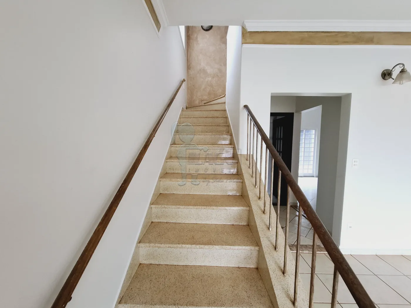 Alugar Casa / Padr&atilde;o em Ribeir&atilde;o Preto R$ 3.900,00 - Foto 19