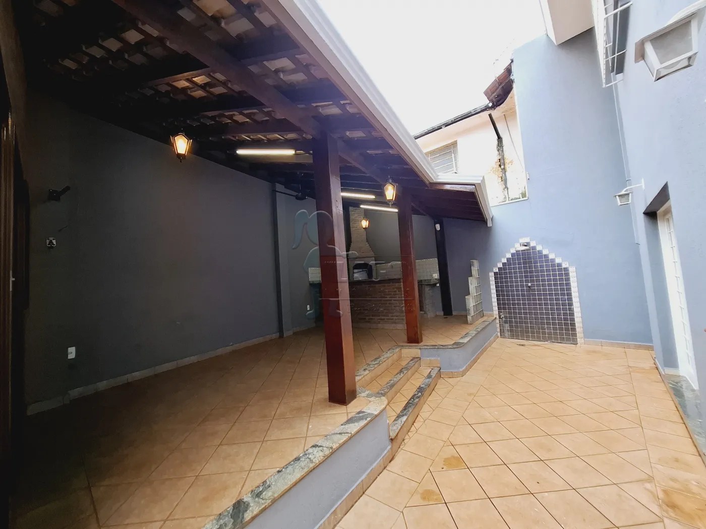 Alugar Casa / Padr&atilde;o em Ribeir&atilde;o Preto R$ 3.900,00 - Foto 17