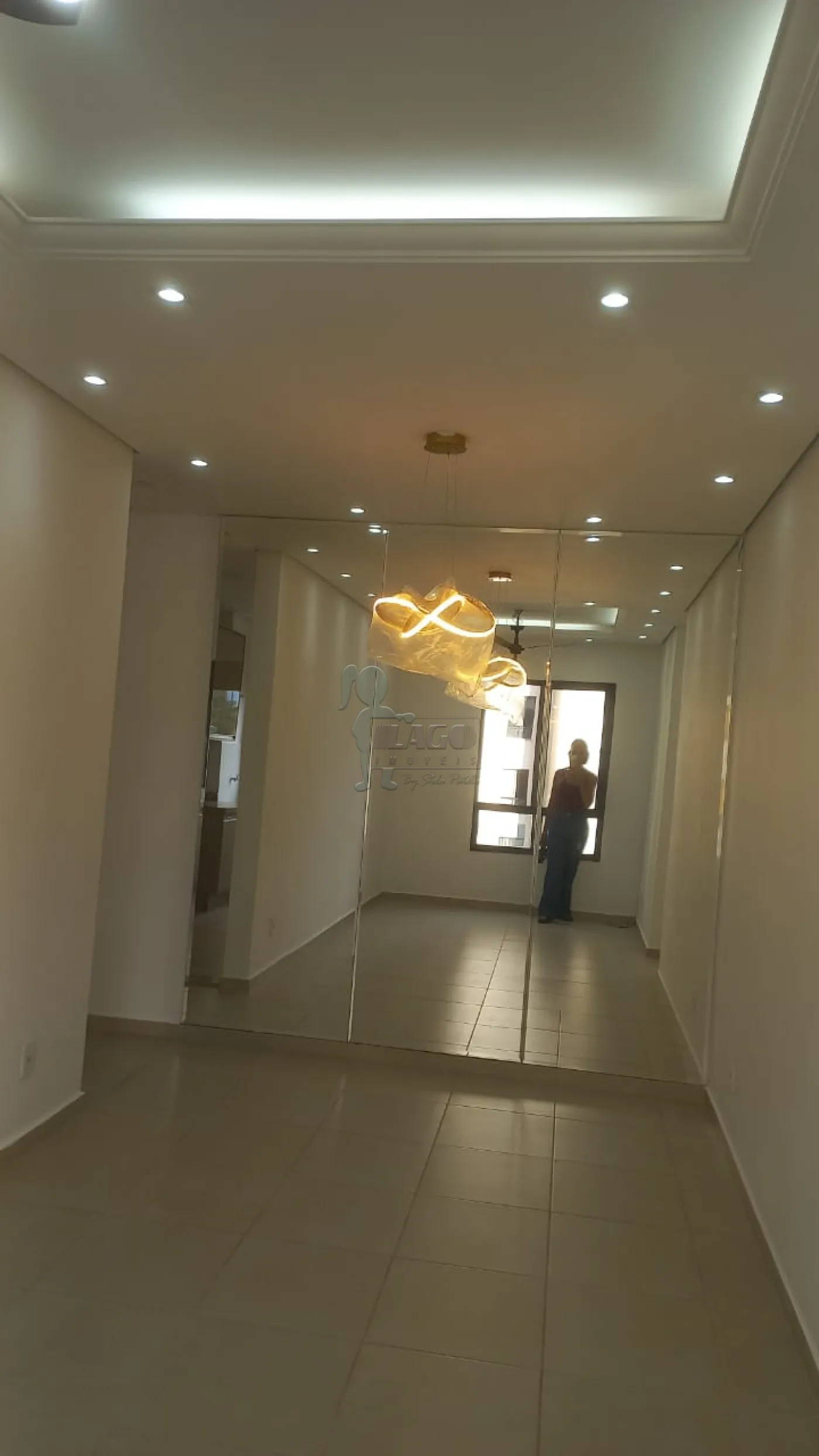 Alugar Apartamento / Padr&atilde;o em Ribeir&atilde;o Preto R$ 1.500,00 - Foto 2