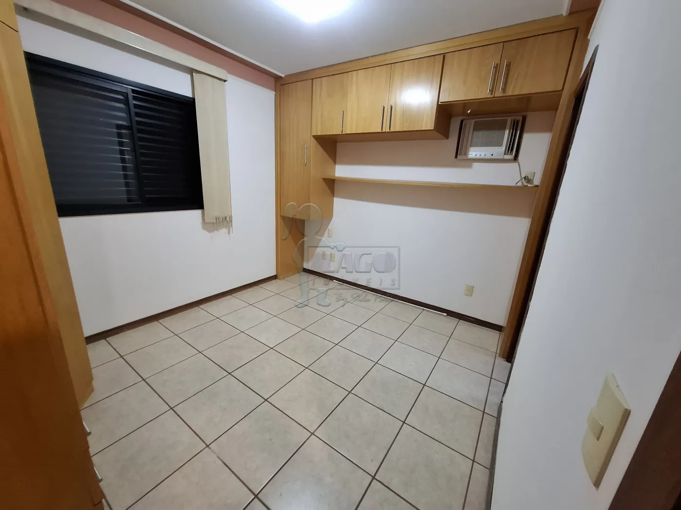 Alugar Apartamento / Padr&atilde;o em Ribeir&atilde;o Preto R$ 1.300,00 - Foto 4