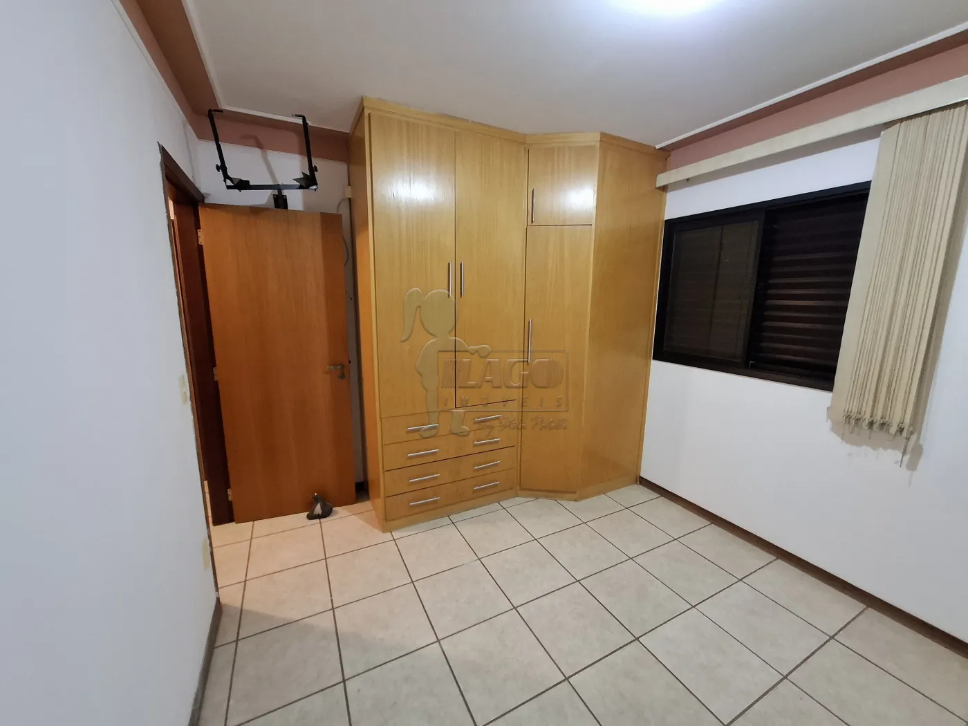 Alugar Apartamento / Padr&atilde;o em Ribeir&atilde;o Preto R$ 1.300,00 - Foto 8