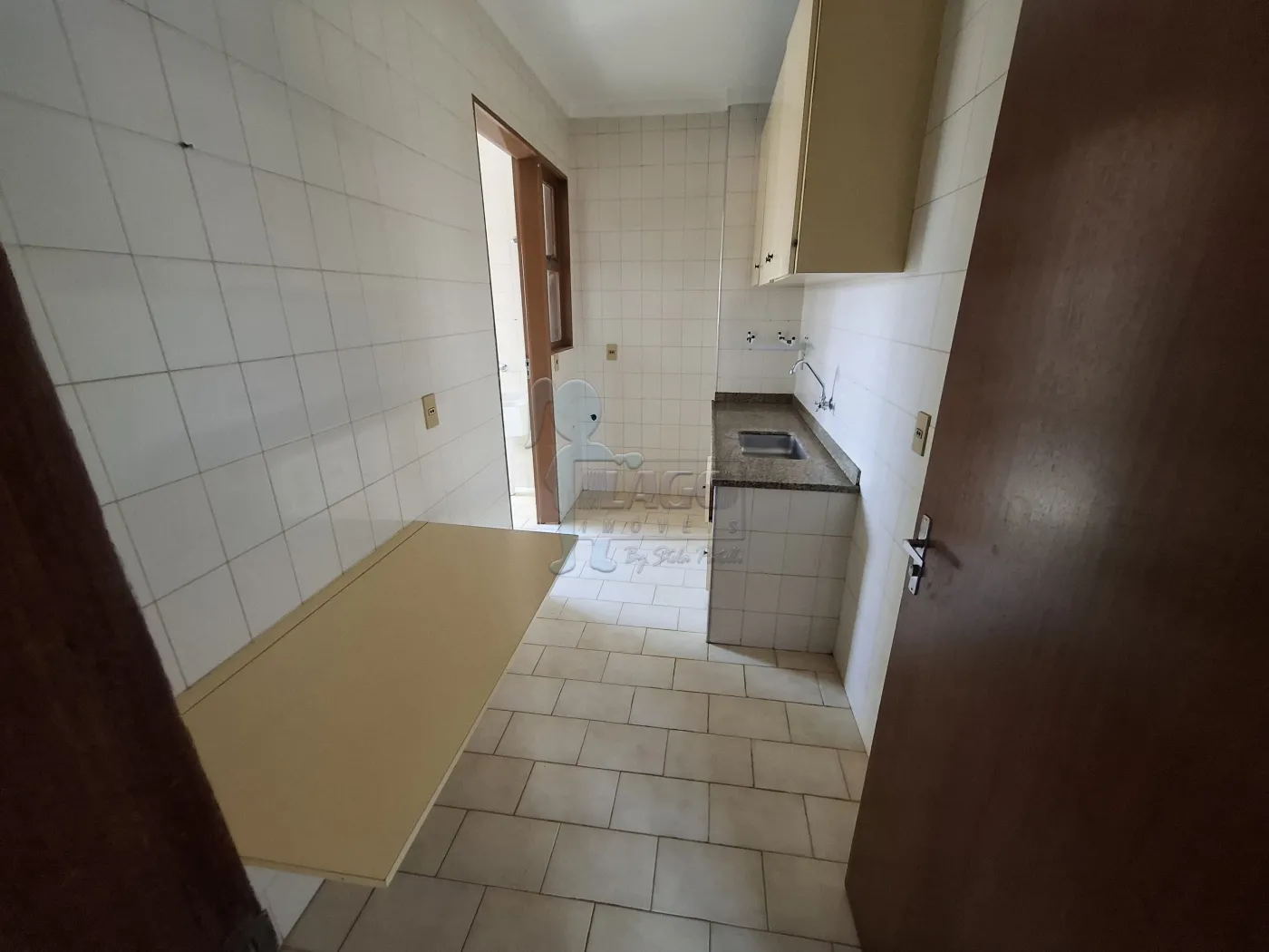 Alugar Apartamento / Padr&atilde;o em Ribeir&atilde;o Preto R$ 1.100,00 - Foto 3