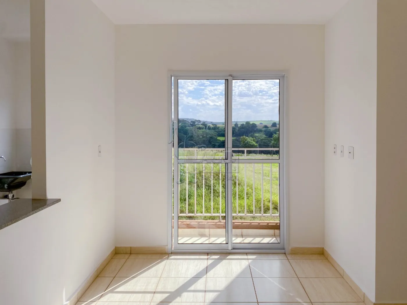 Comprar Apartamento / Padr&atilde;o em Bonfim Paulista R$ 160.000,00 - Foto 4