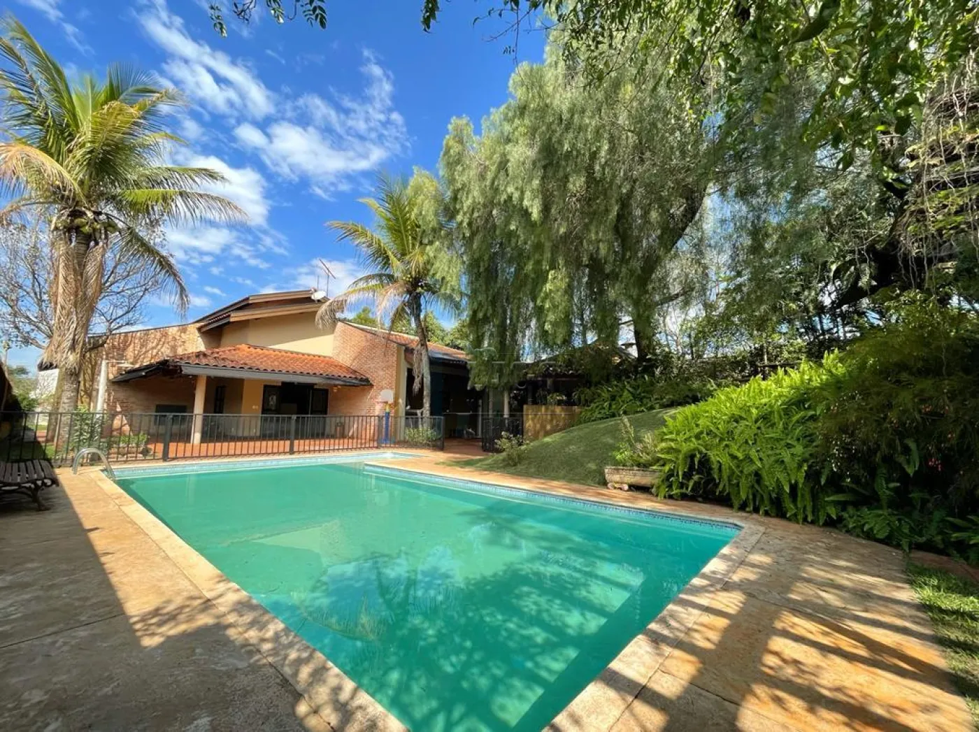 Alugar Casa condom&iacute;nio / Sobrado em Bonfim Paulista R$ 13.000,00 - Foto 1