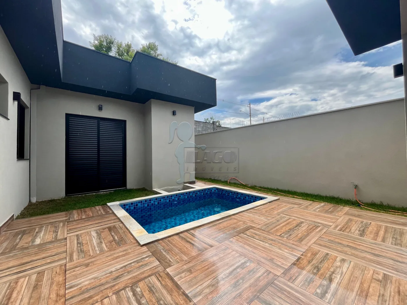 Comprar Casa condom&iacute;nio / Padr&atilde;o em Bonfim Paulista R$ 850.000,00 - Foto 2