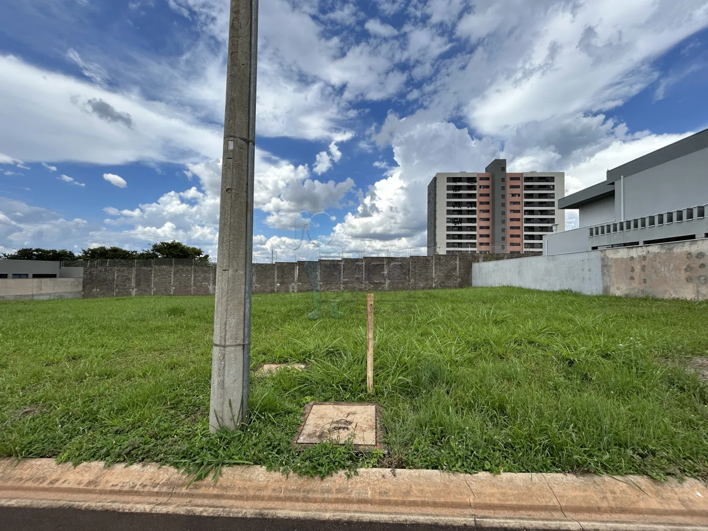 Comprar Terreno / Condom&iacute;nio em Bonfim Paulista R$ 630.000,00 - Foto 1
