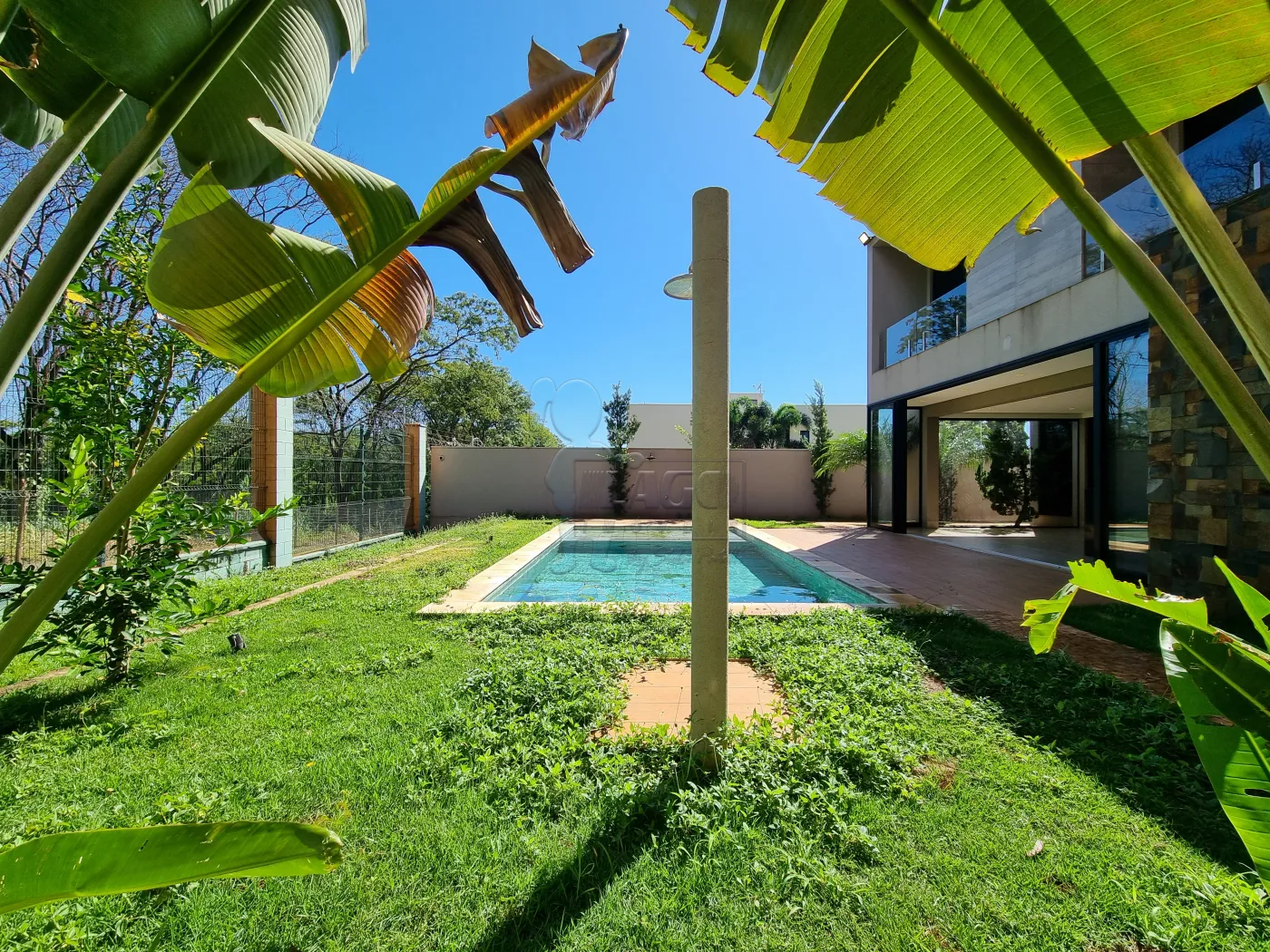 Bonfim Paulista casa condomínio Locacao R$ 15.000,00 Condominio R$1.158,00 4 Dormitorios 3 Suites Area do terreno 487.50m2 Area construida 302.95m2 - foto 4