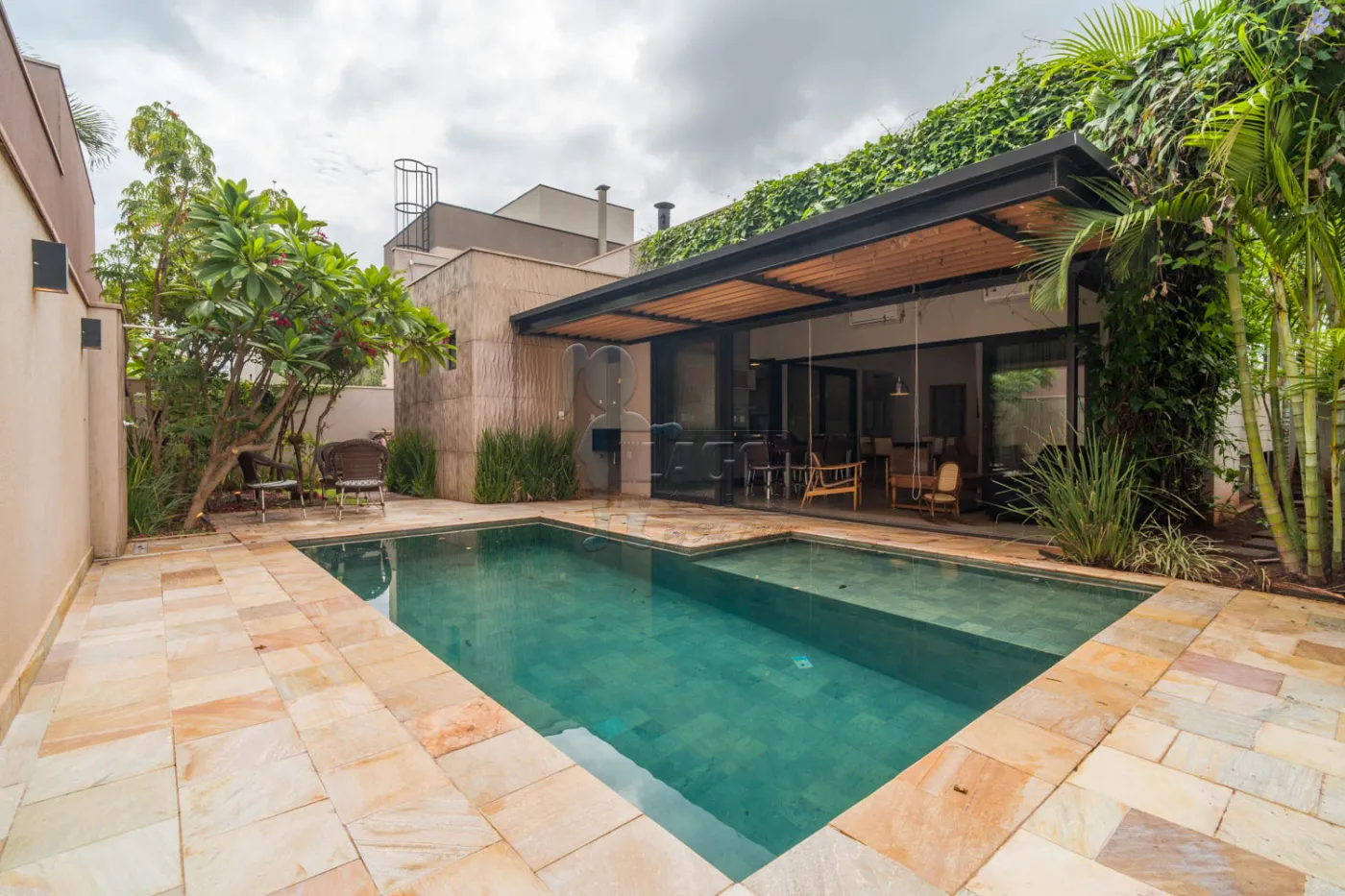 Bonfim Paulista casa condomínio Locacao R$ 14.000,00 Condominio R$1.158,00 4 Dormitorios 4 Suites Area do terreno 487.50m2 Area construida 356.80m2 - foto 1