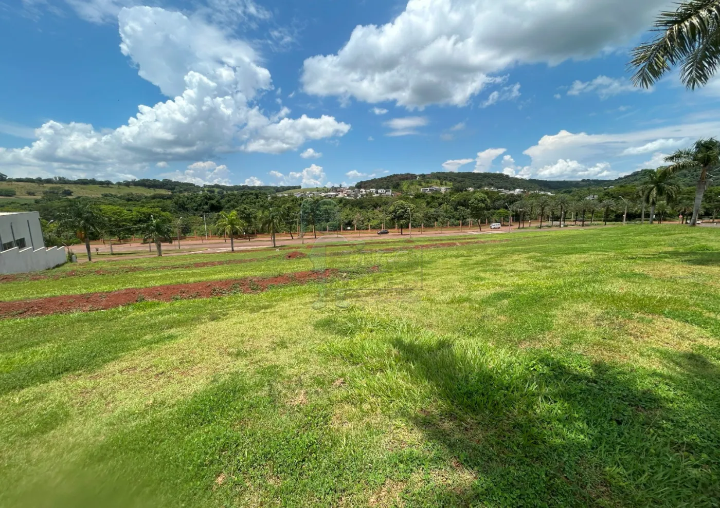 Comprar Terreno / Padr&atilde;o em Bonfim Paulista R$ 1.070.000,00 - Foto 2